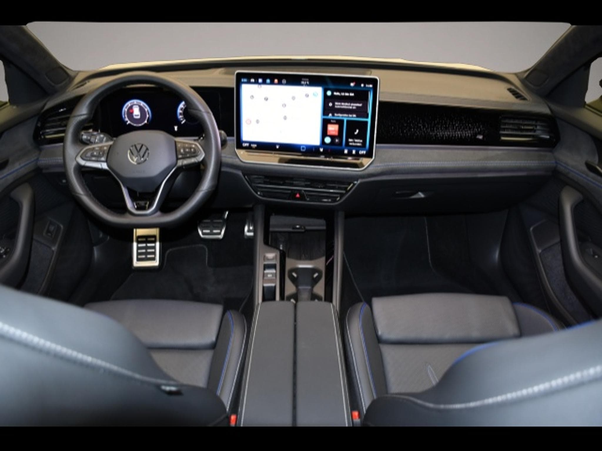 VW Passat (2025) - Foto 4