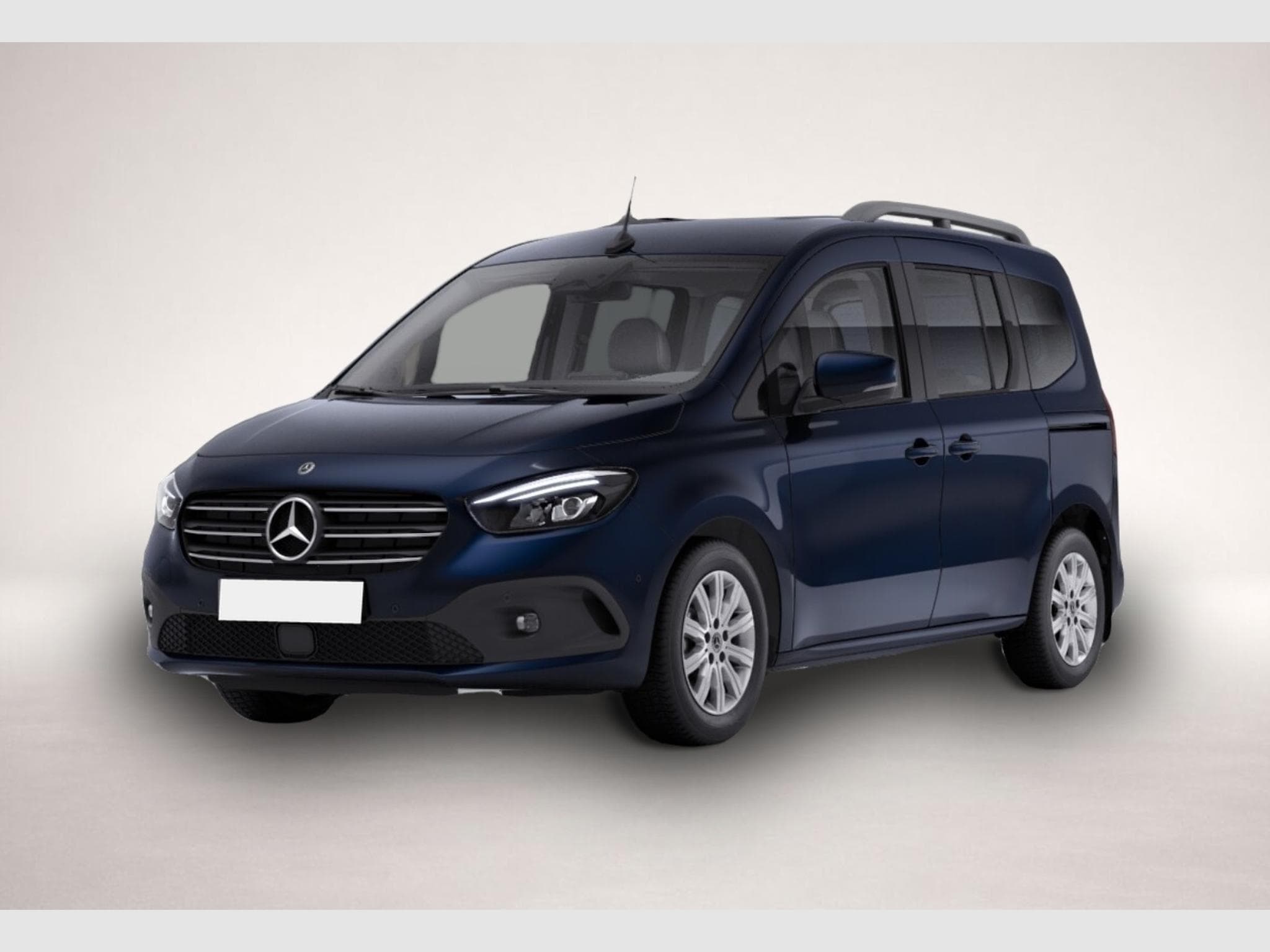 Mercedes 180 (2025) - Foto 1