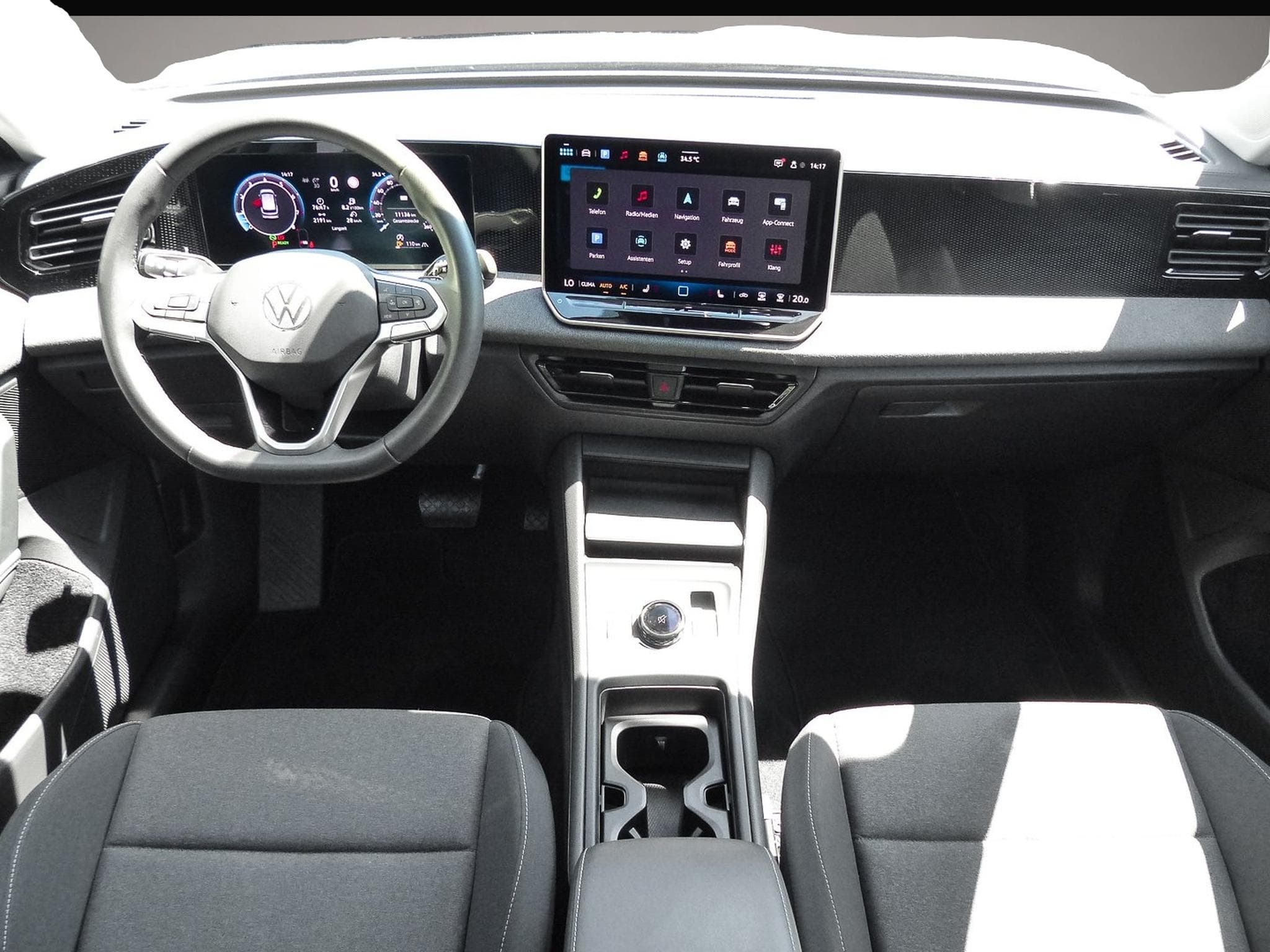 VW Tiguan (2025) - Photo 8