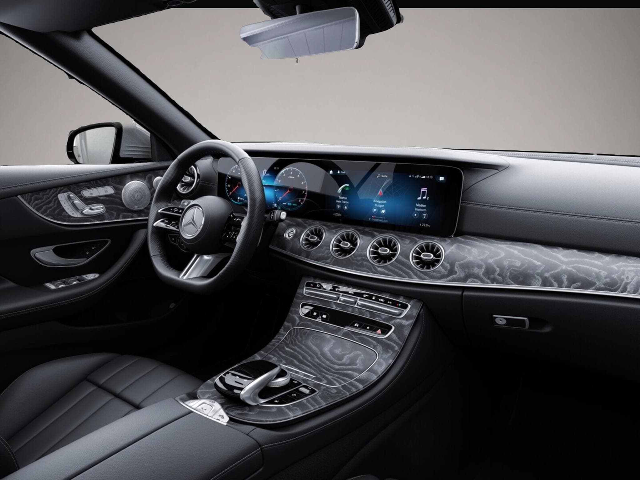 Mercedes 300 (2023) - Foto 4