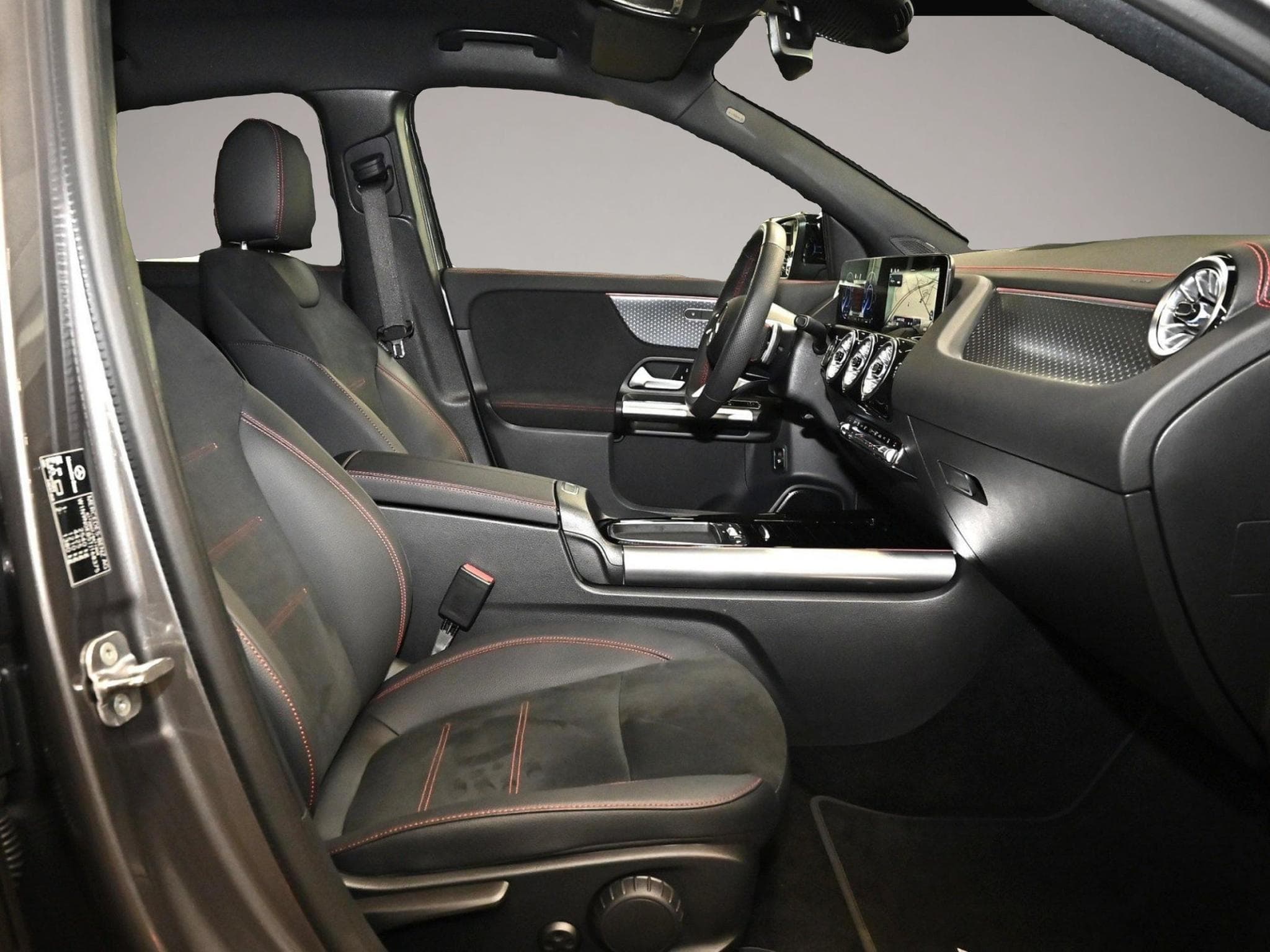Mercedes EQA (2025) - Photo 2