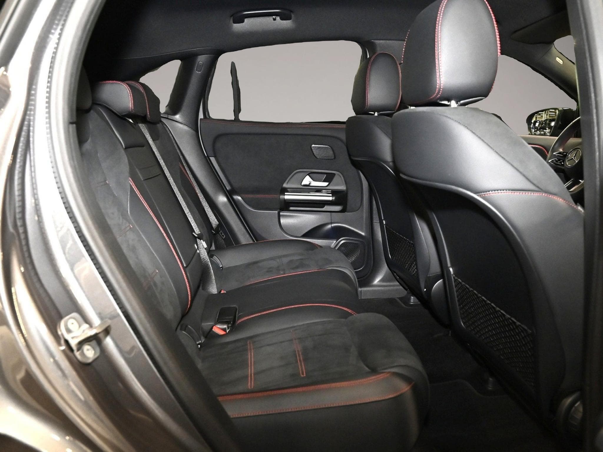 Mercedes EQA (2025) - Photo 4