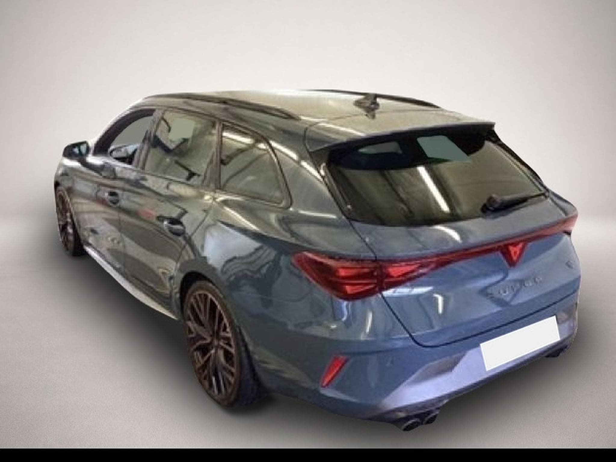 Cupra Leon (2025) - Photo 2