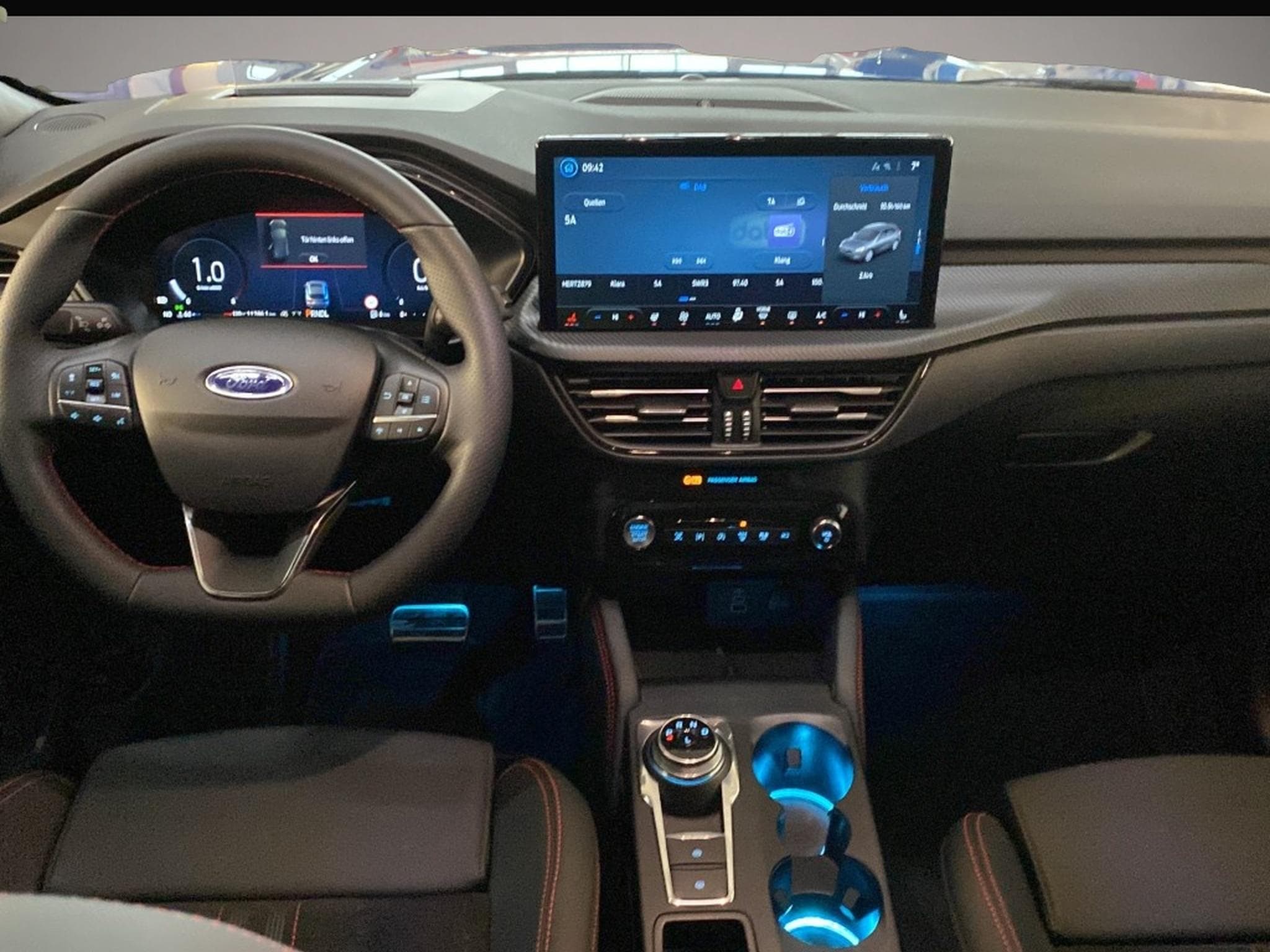 Ford Kuga (2025) - Photo 3
