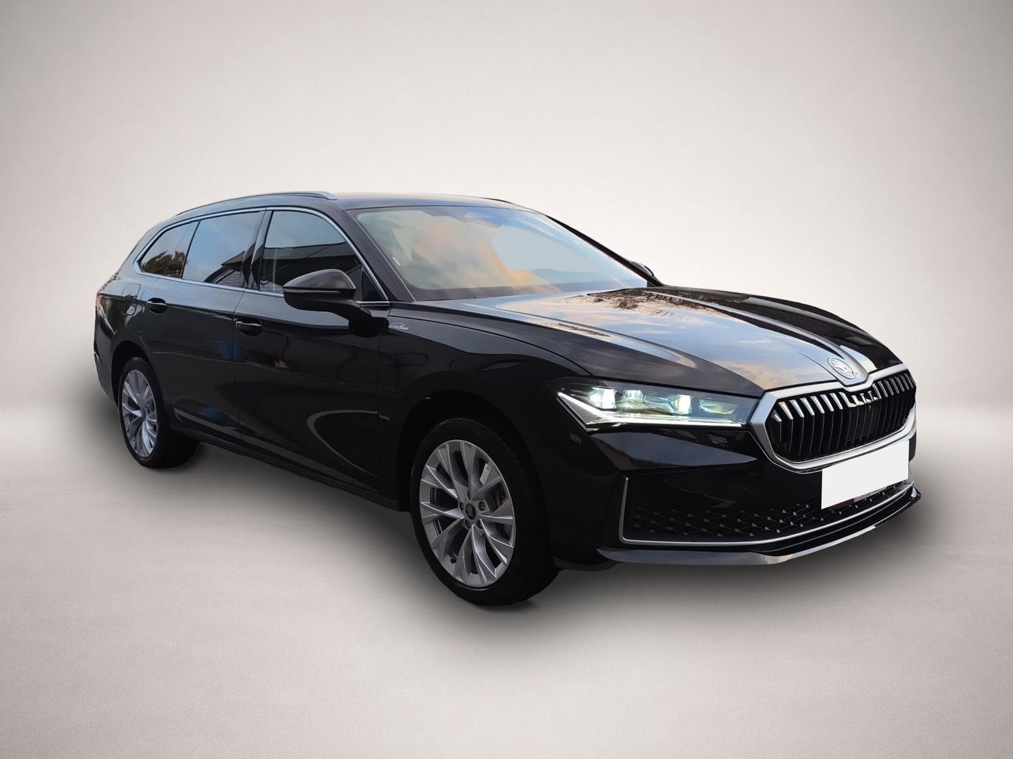 Skoda Superb (2025) - Photo 3