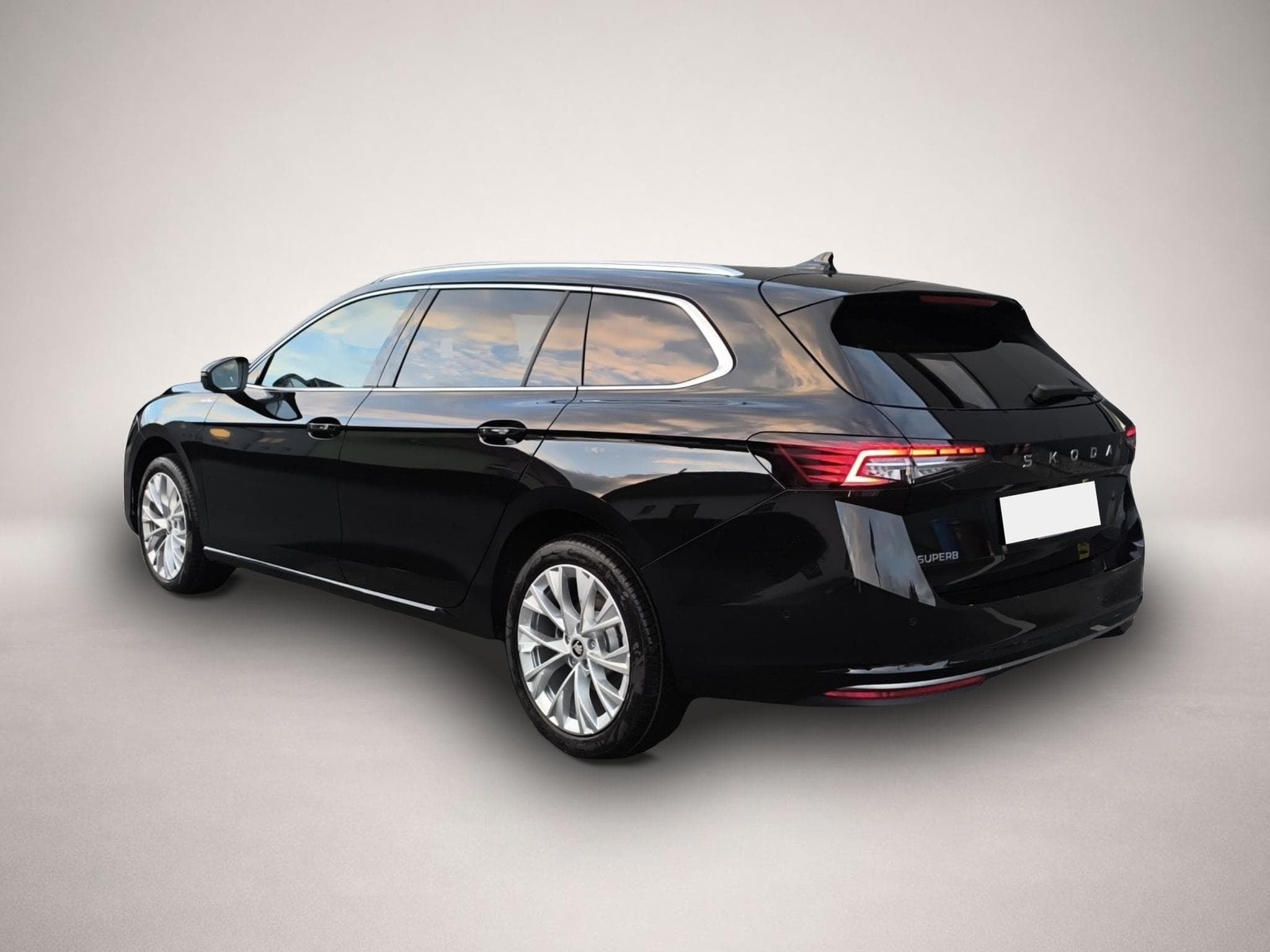 Skoda Superb (2025) - Photo 5