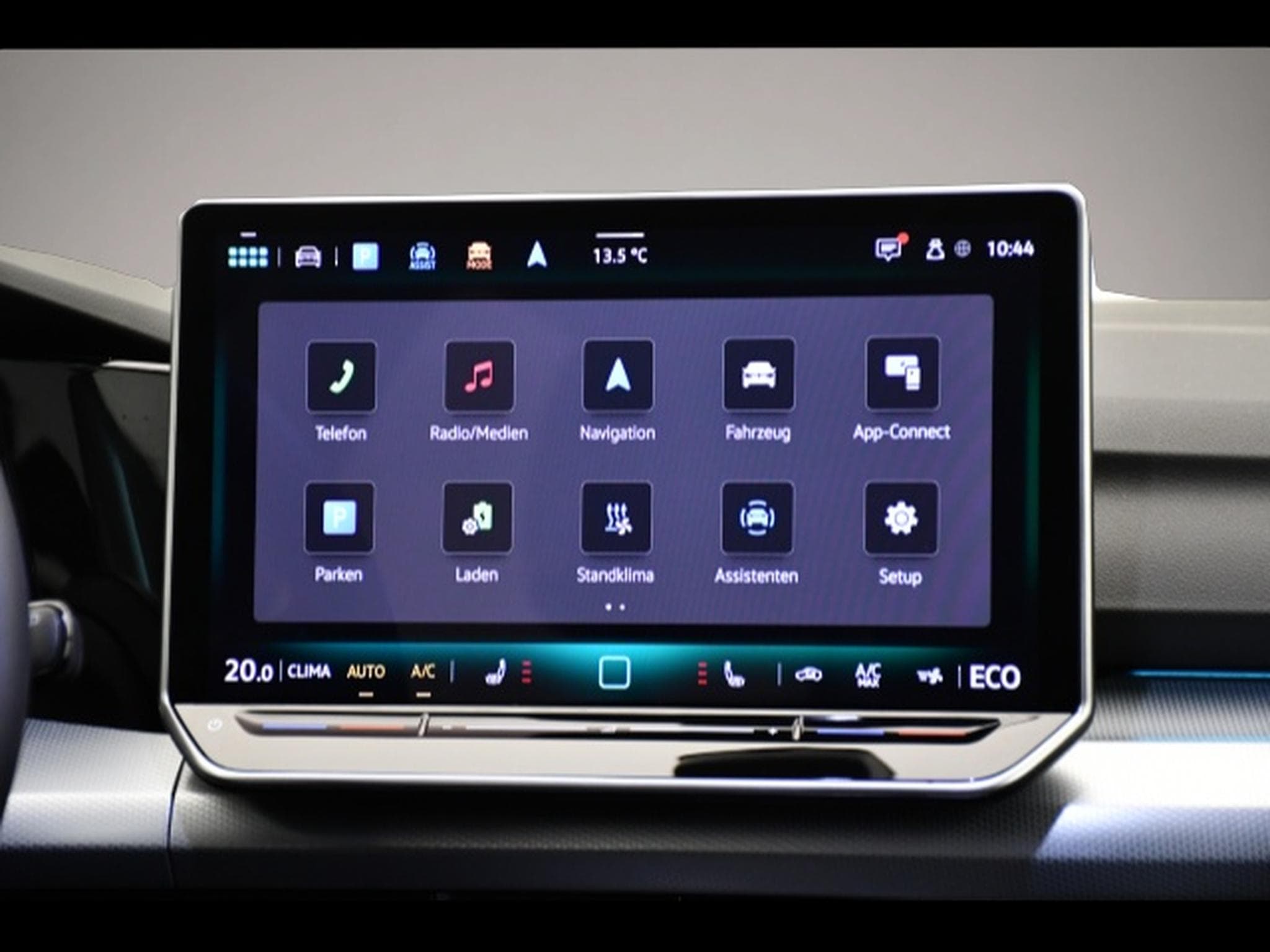 VW Golf (2025) - Photo 6