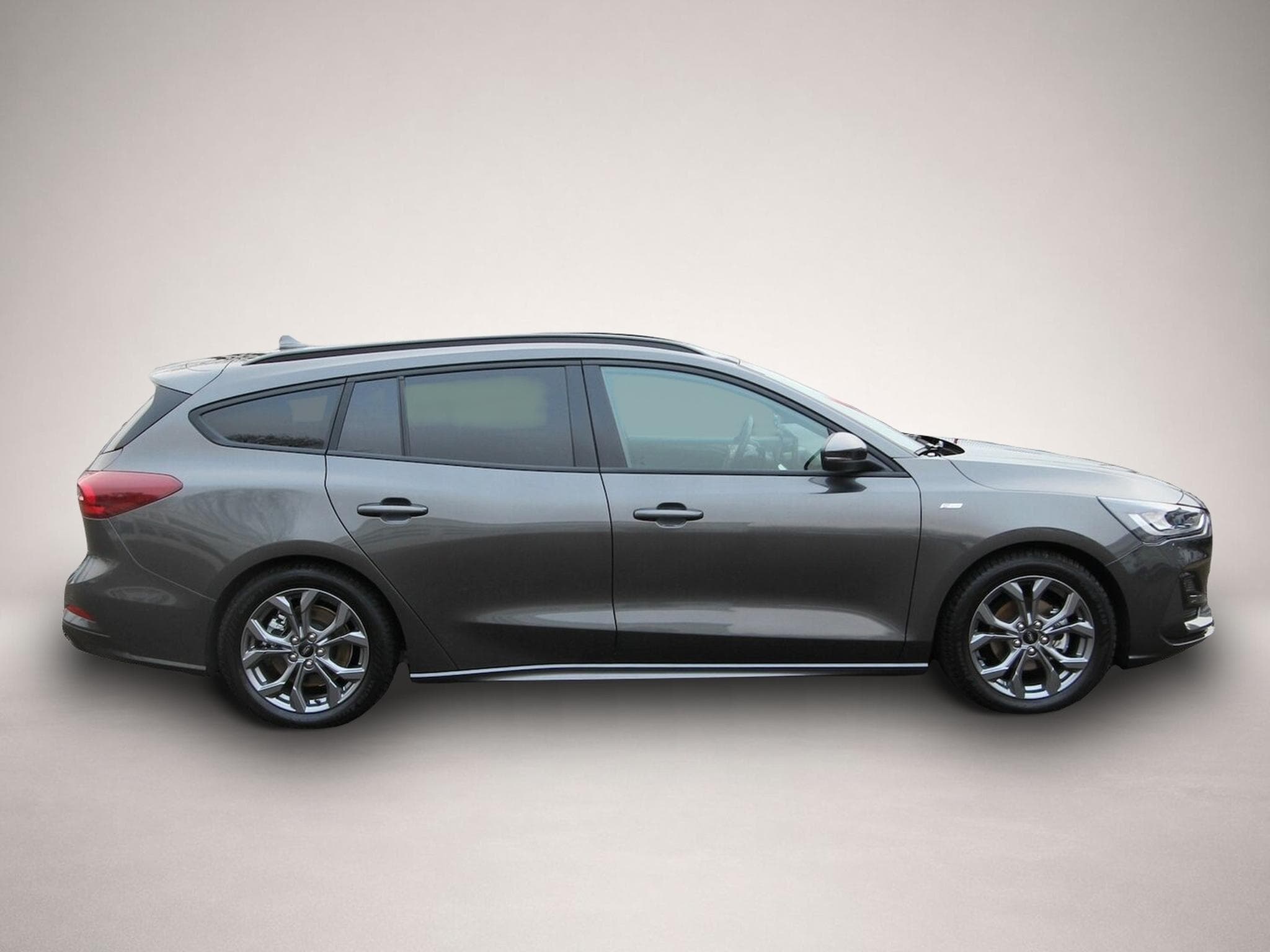 Ford Focus (2024) - Photo 8