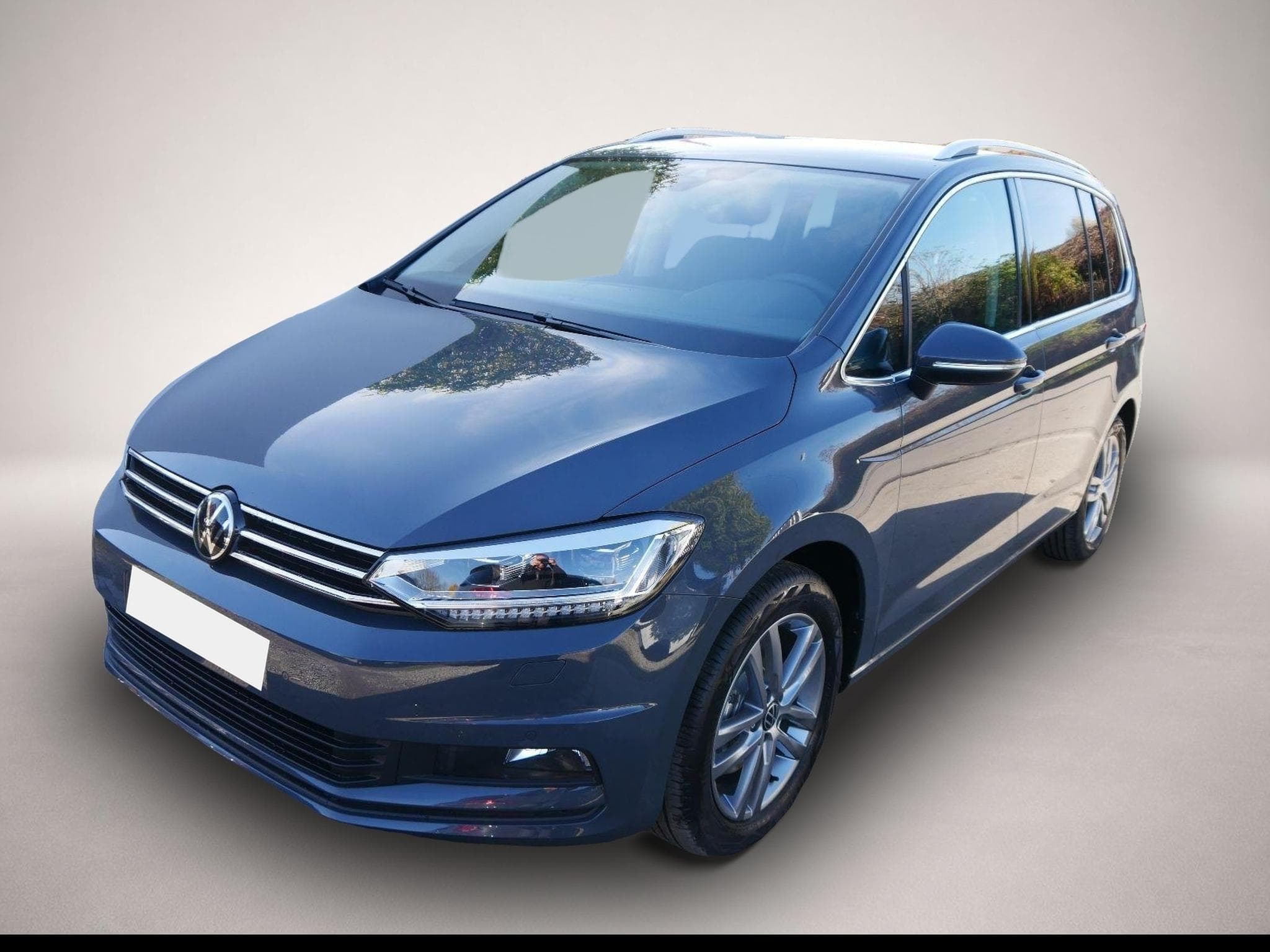 VW Touran (2026) - Photo 1