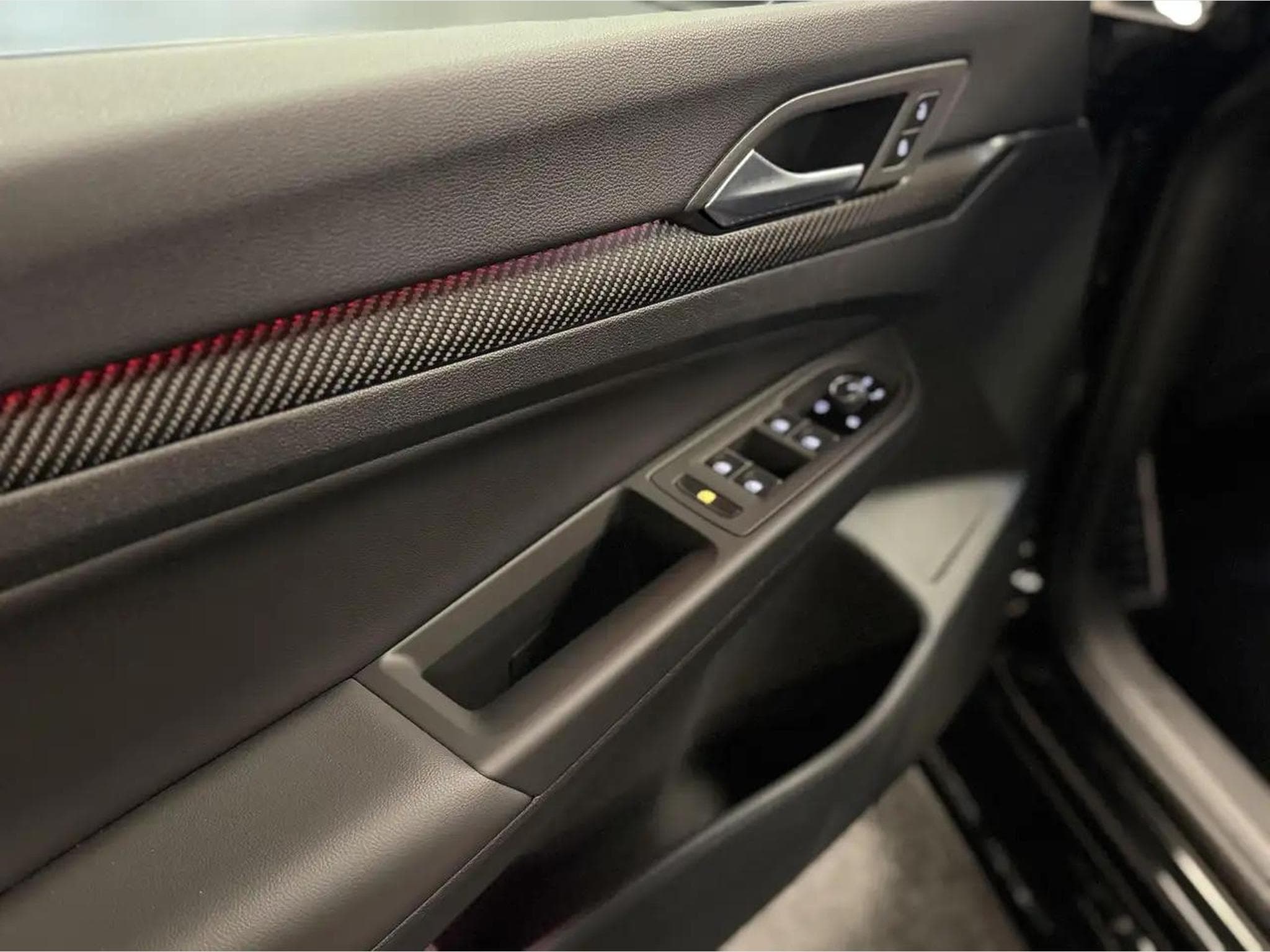 VW Golf (2025) - Photo 12