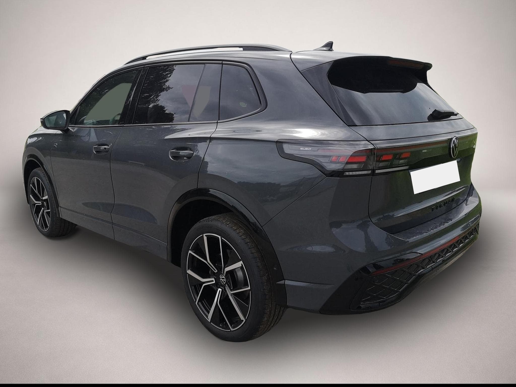 VW Tiguan (2025) - Photo 2