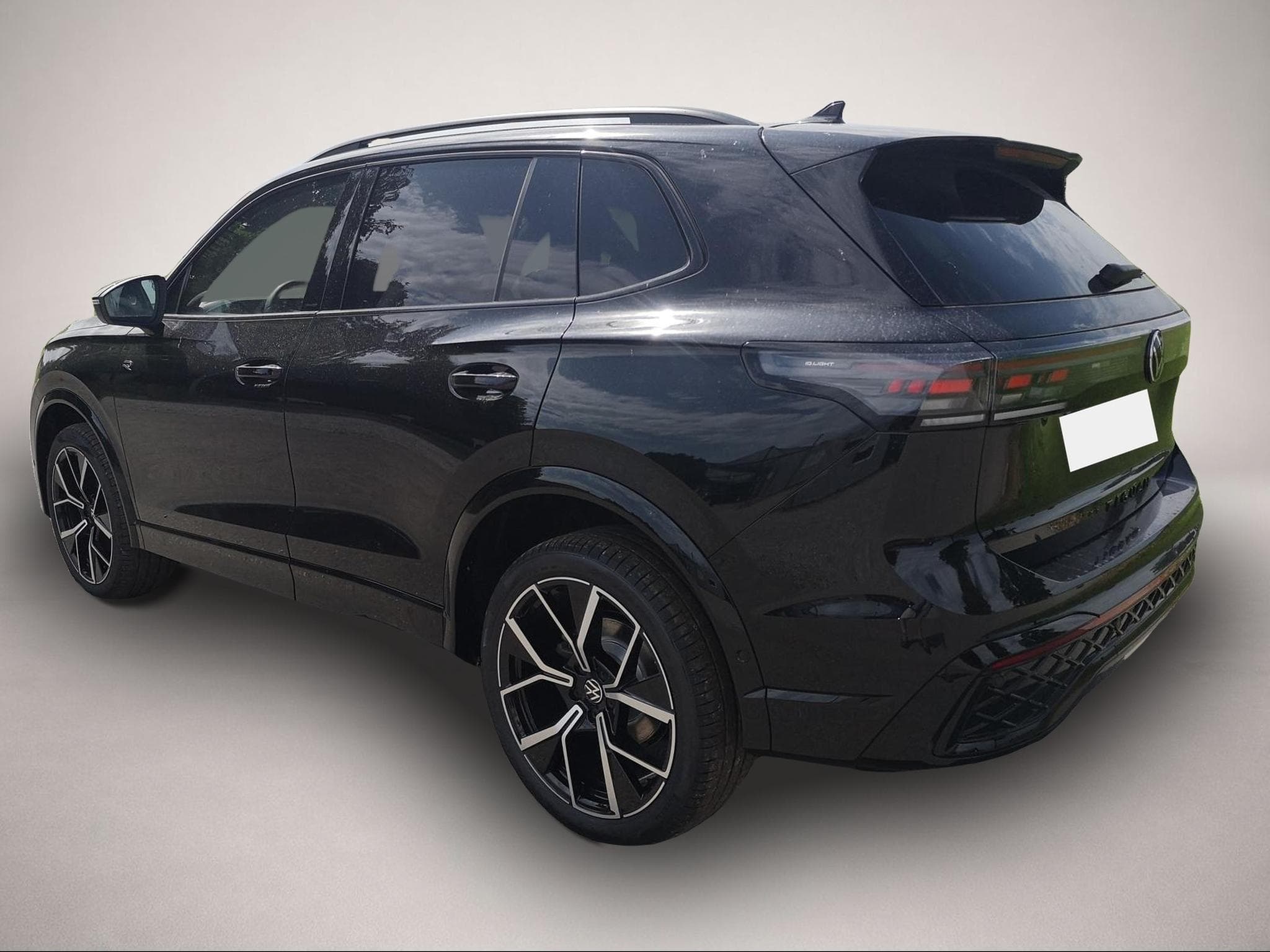 VW Tiguan (2025) - Photo 2