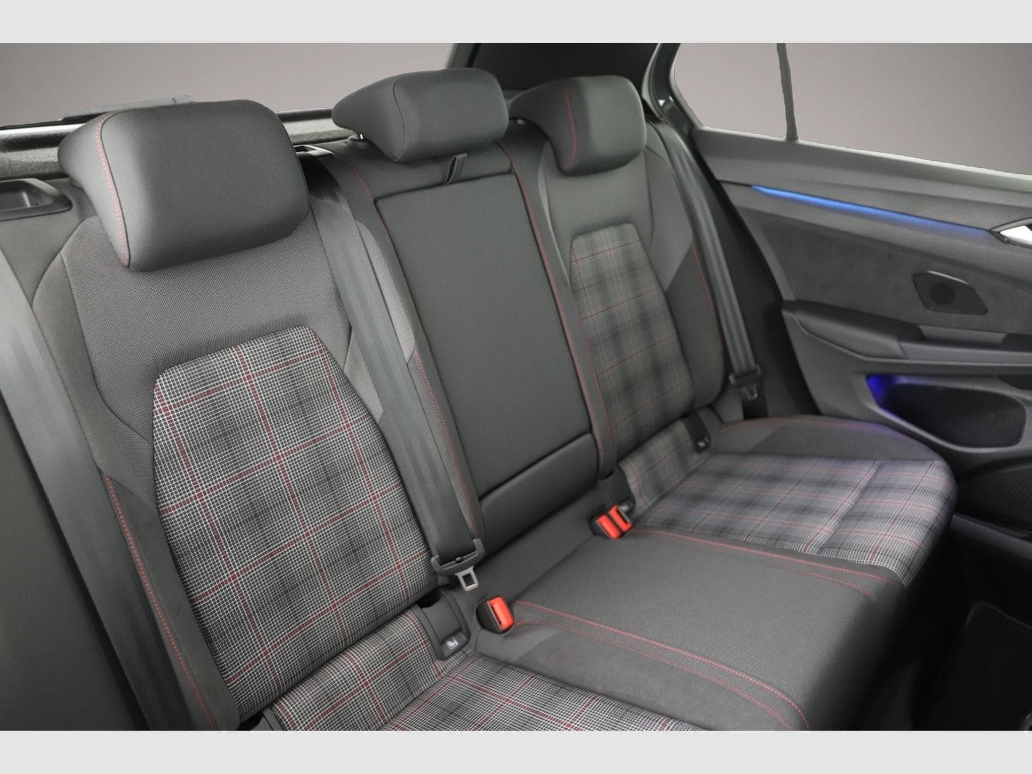 VW Golf (2023) - Foto 5