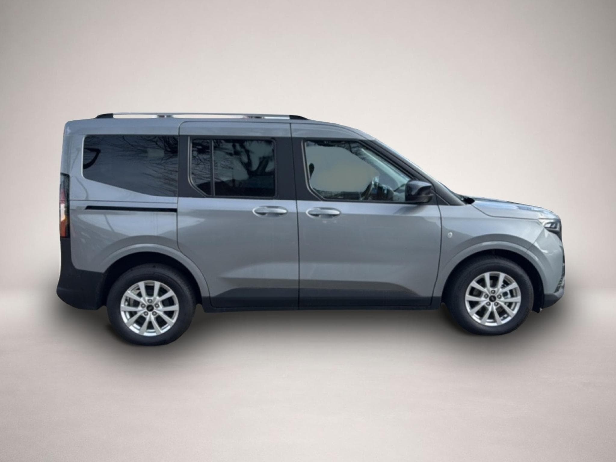 Ford Tourneo (2025) - Photo 7