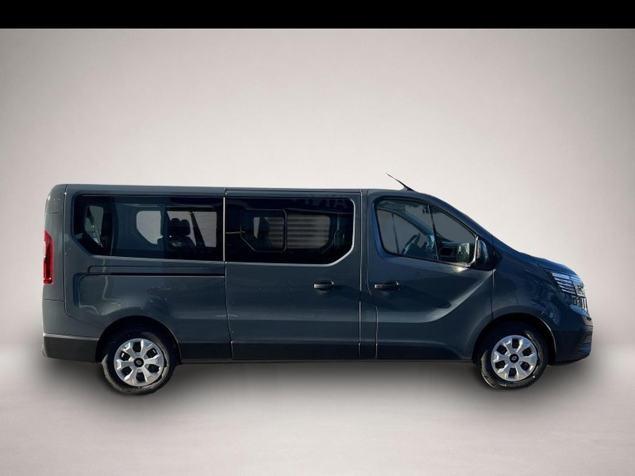 Renault Trafic (2025) - Photo 2