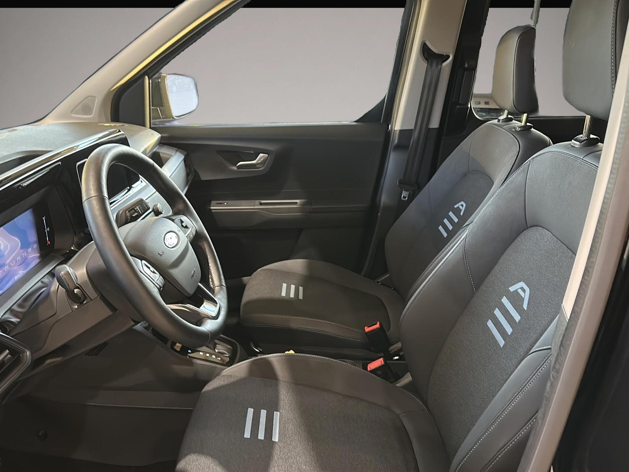 Ford Tourneo (2026) - Photo 5