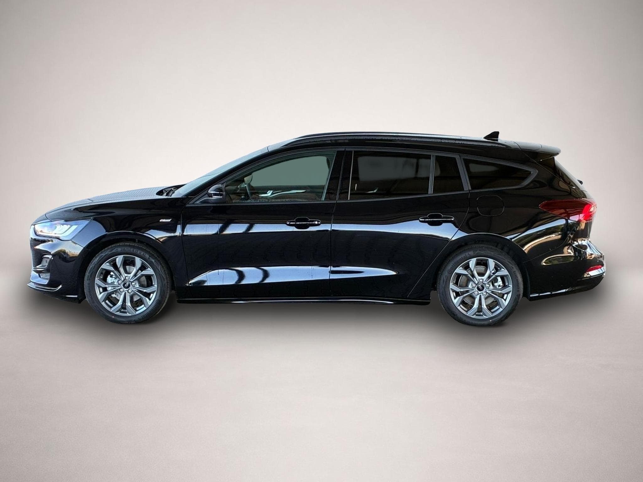 Ford Focus (2025) - Photo 2