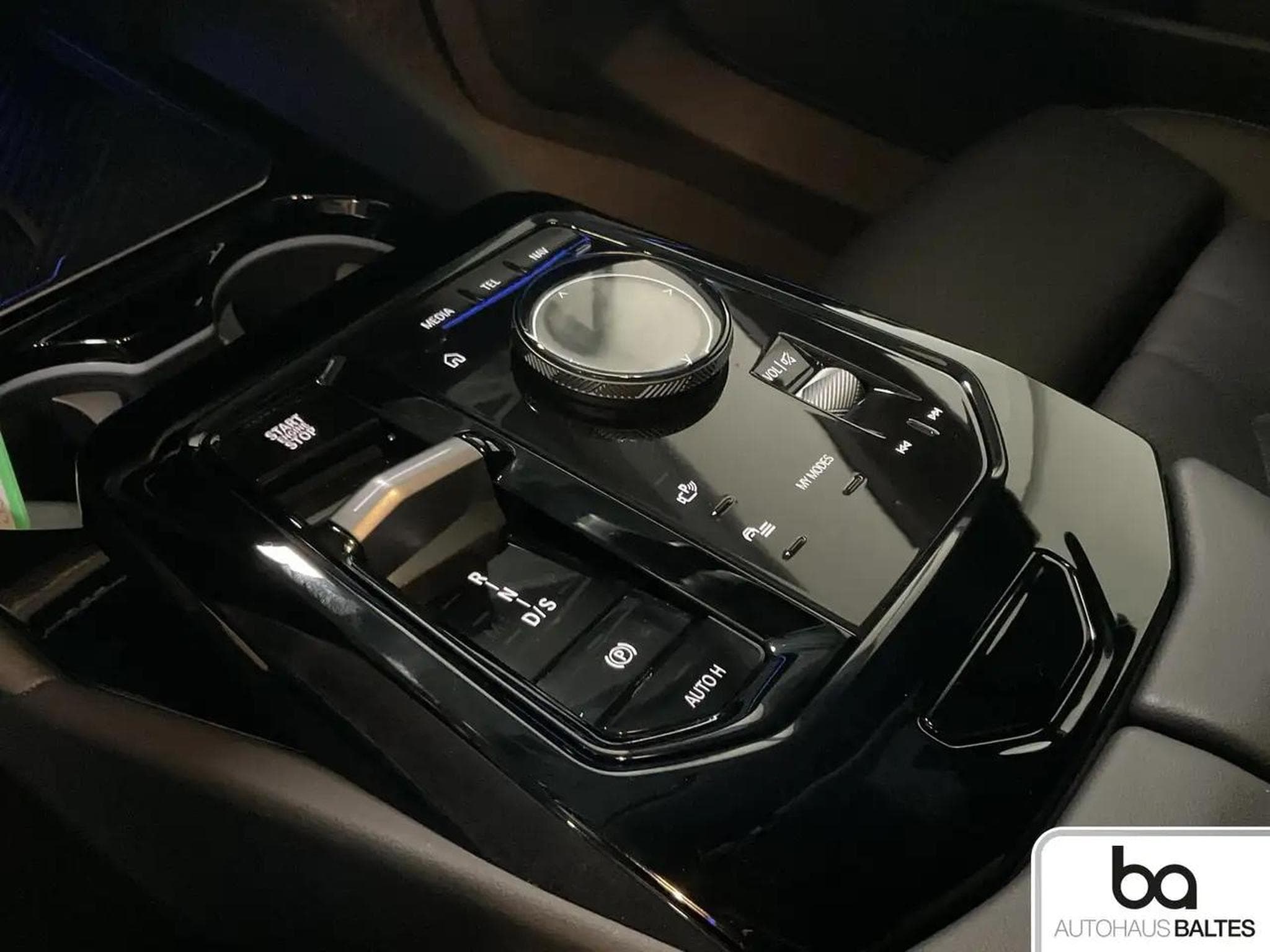 BMW 540 (2025) - Photo 10
