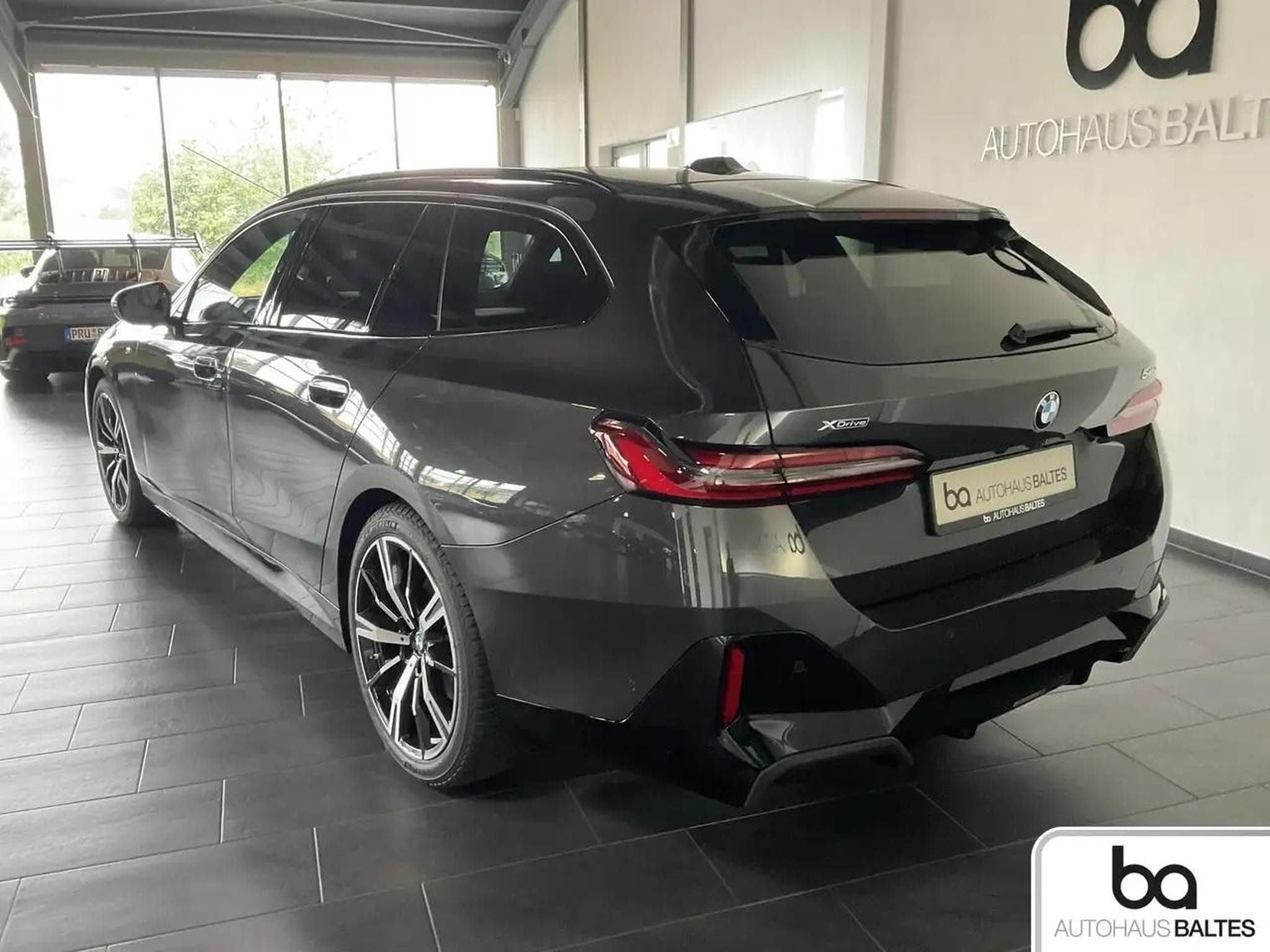 BMW 540 (2025) - Photo 4