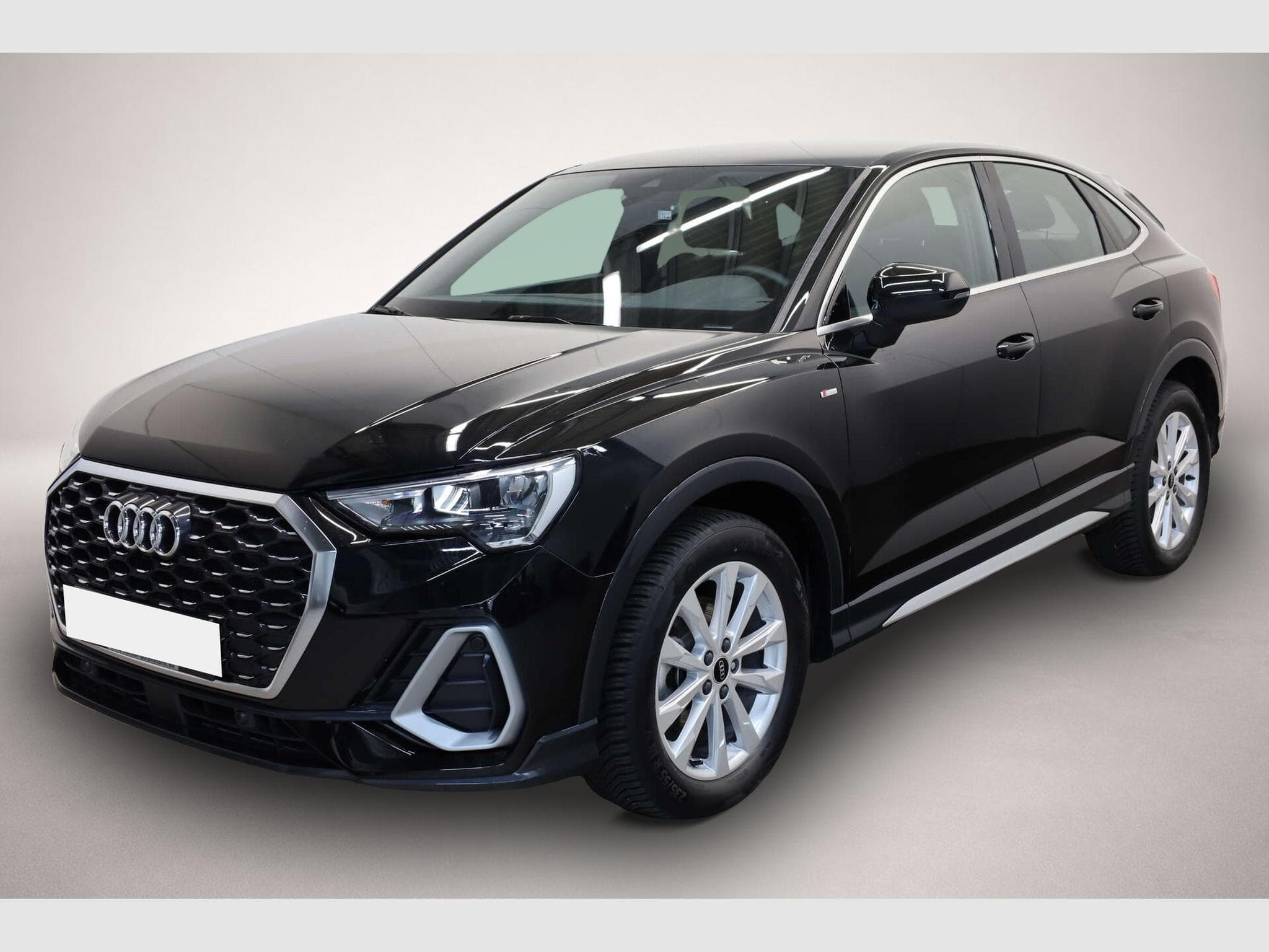 Audi Q3 (2025) - Photo 1