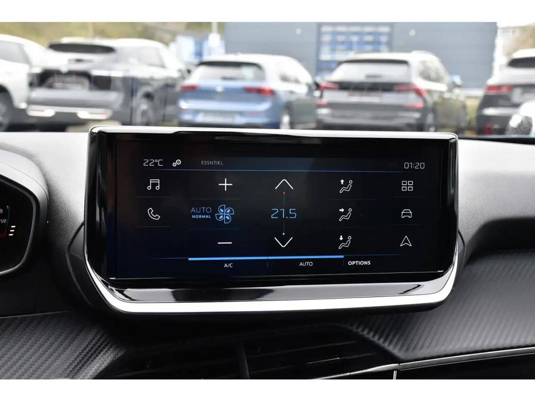Peugeot 2008 (2025) - Photo 14