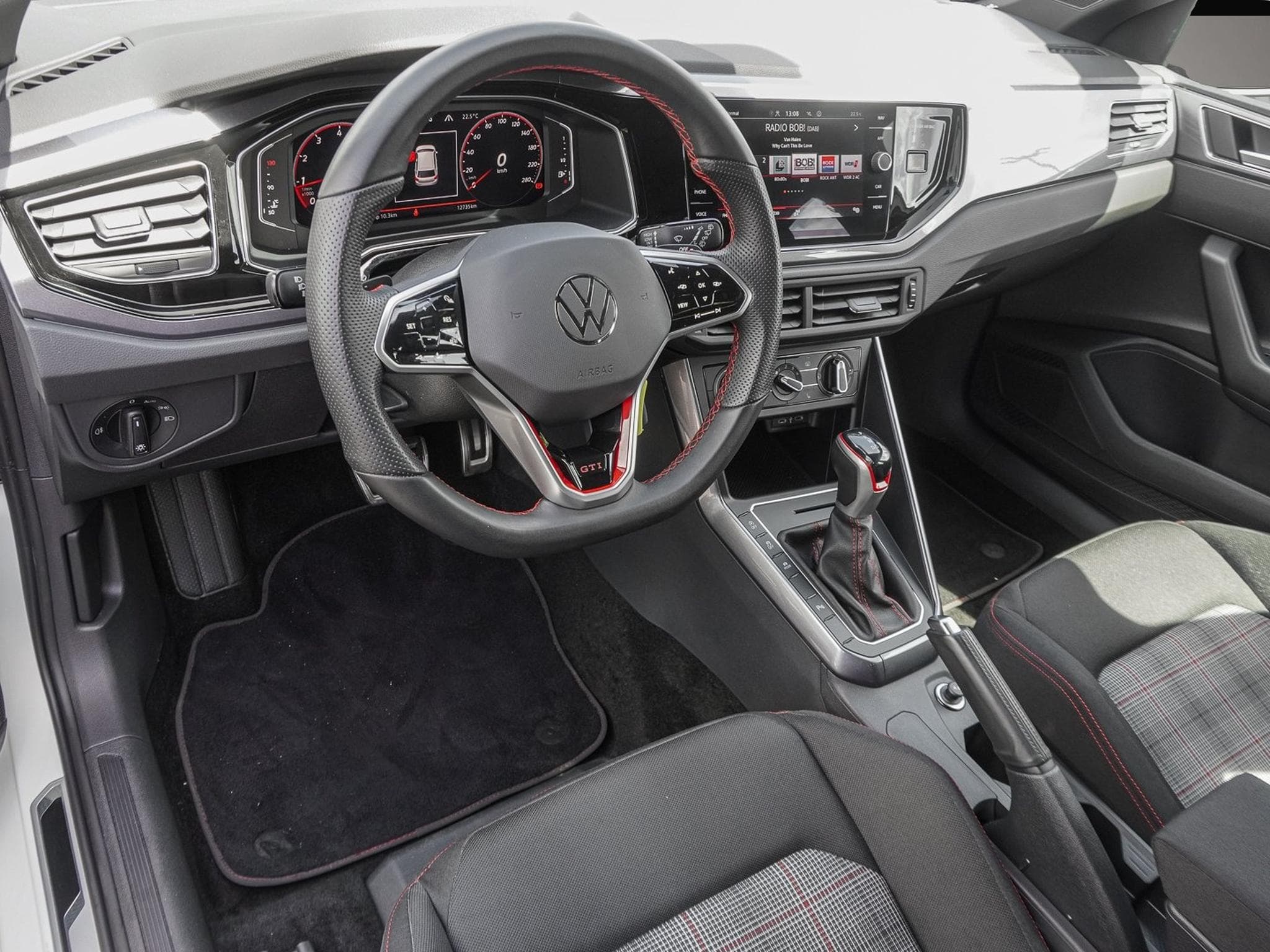 VW Polo (2023) - Photo 7