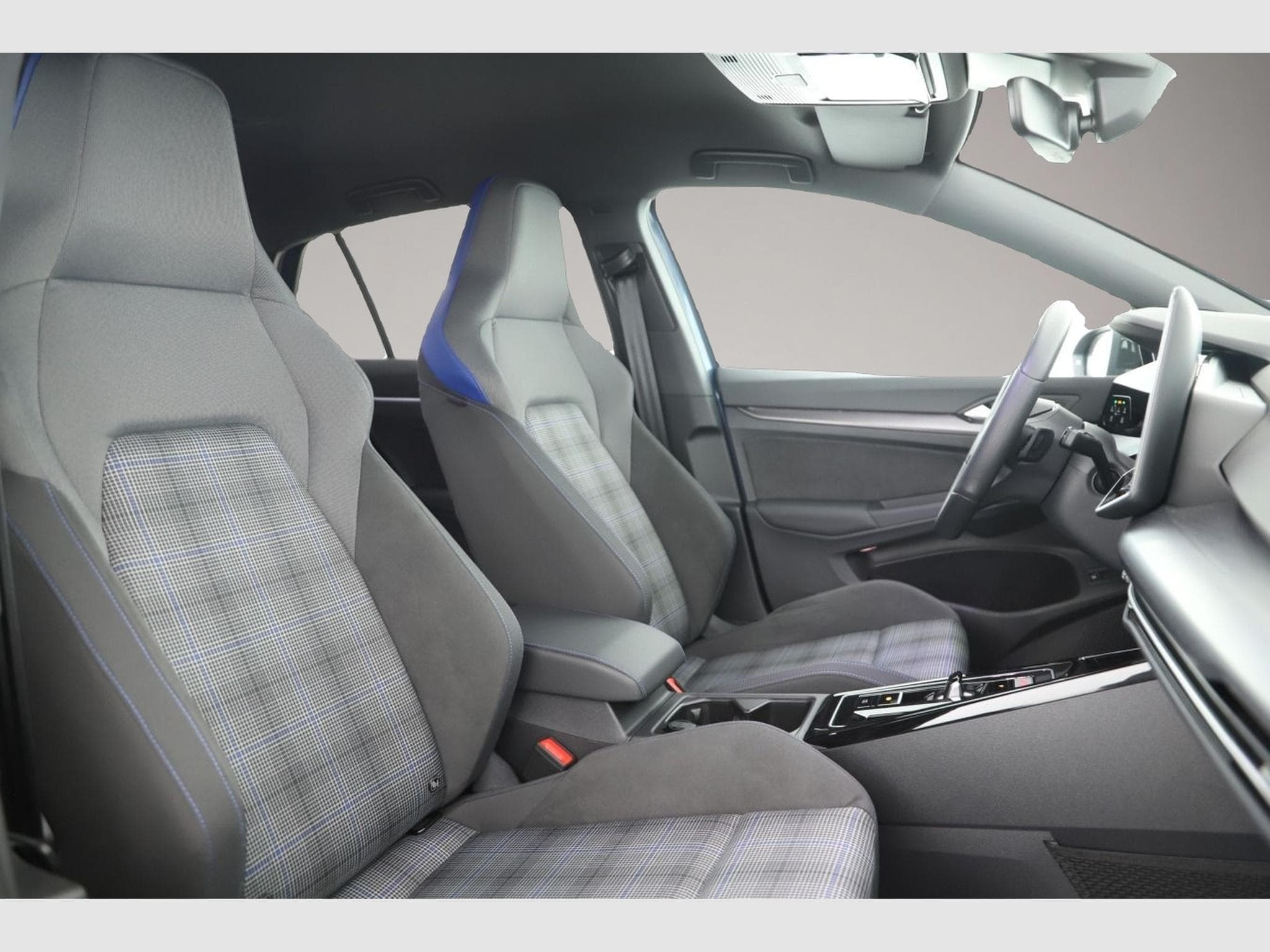 VW Golf (2025) - Photo 6