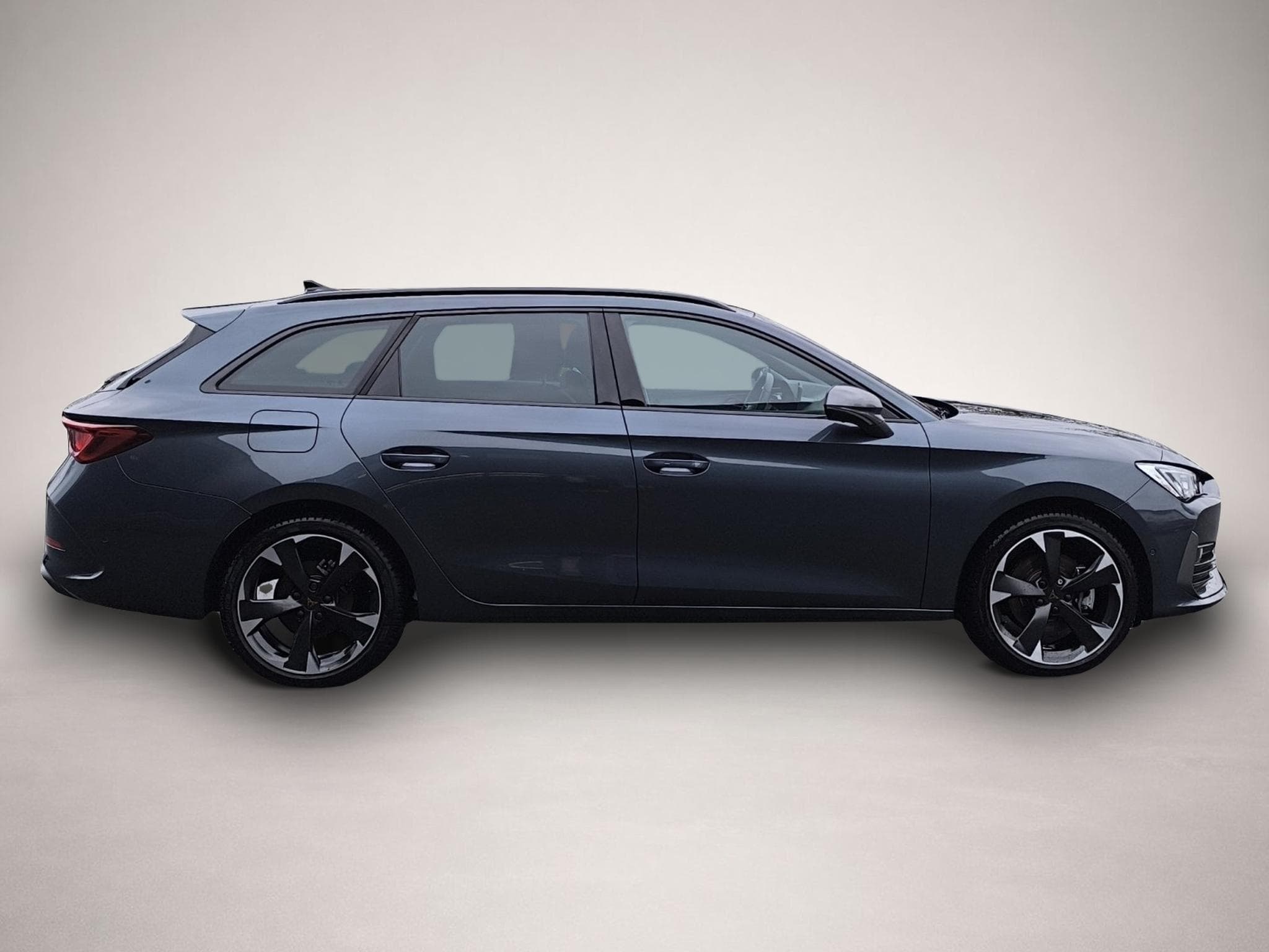 Cupra Leon (2024) - Photo 8