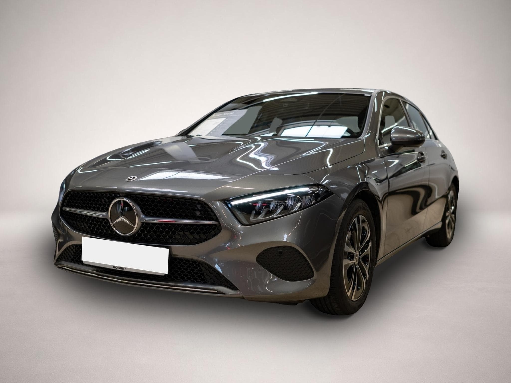 Mercedes 180 (2025) - Foto 1