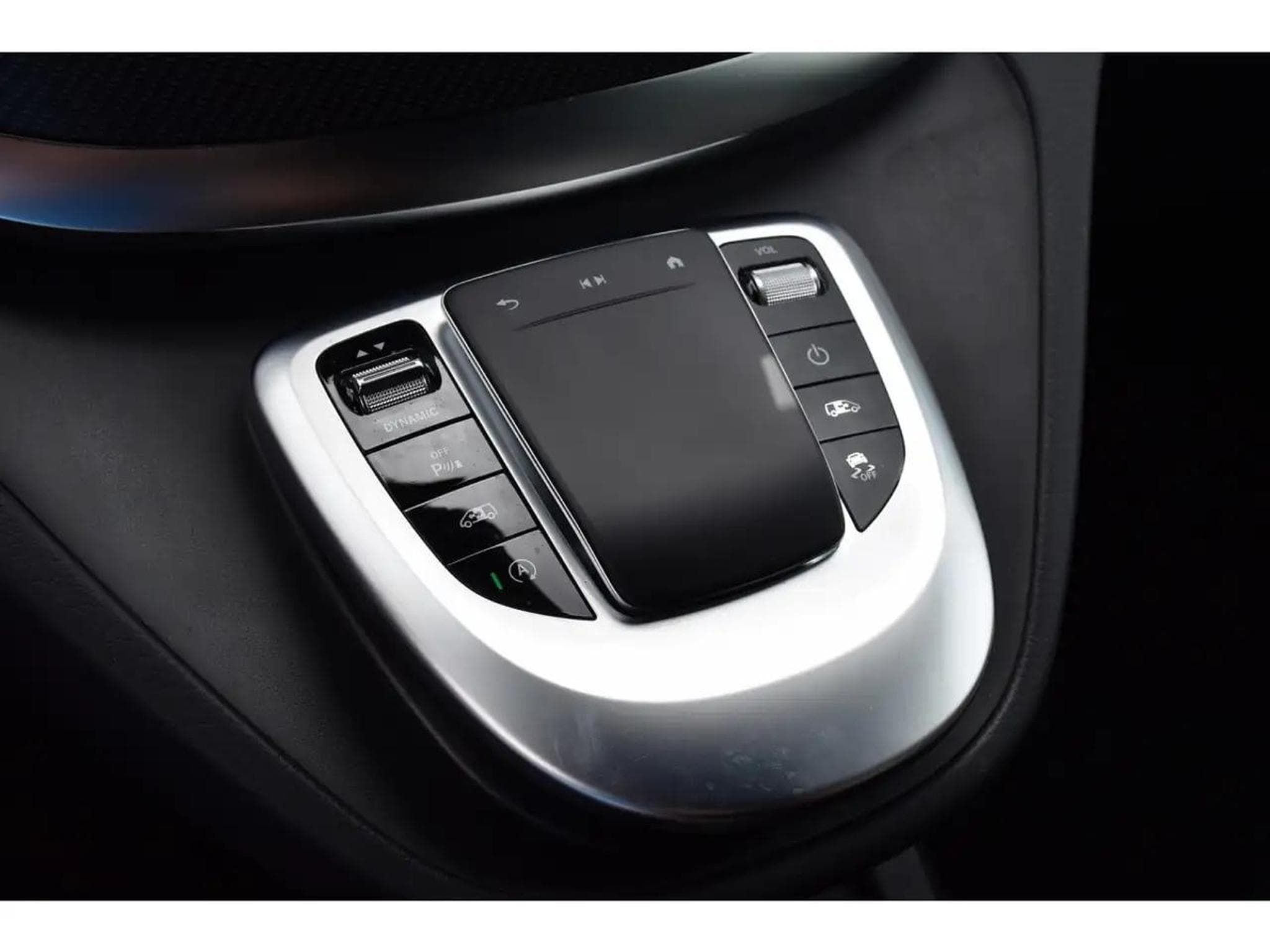 Mercedes 300 (2023) - Foto 22