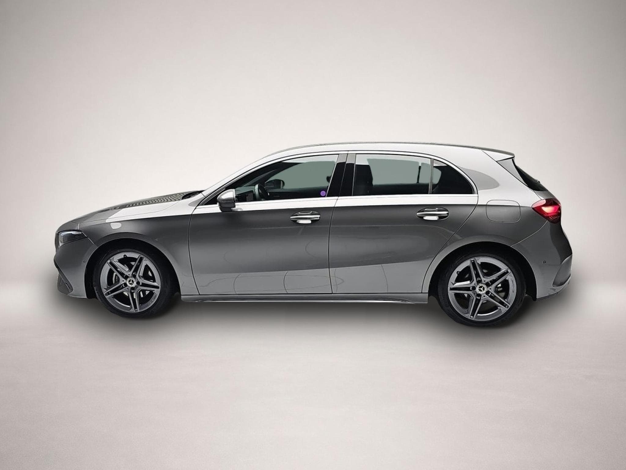 Mercedes 180 (2025) - Foto 4