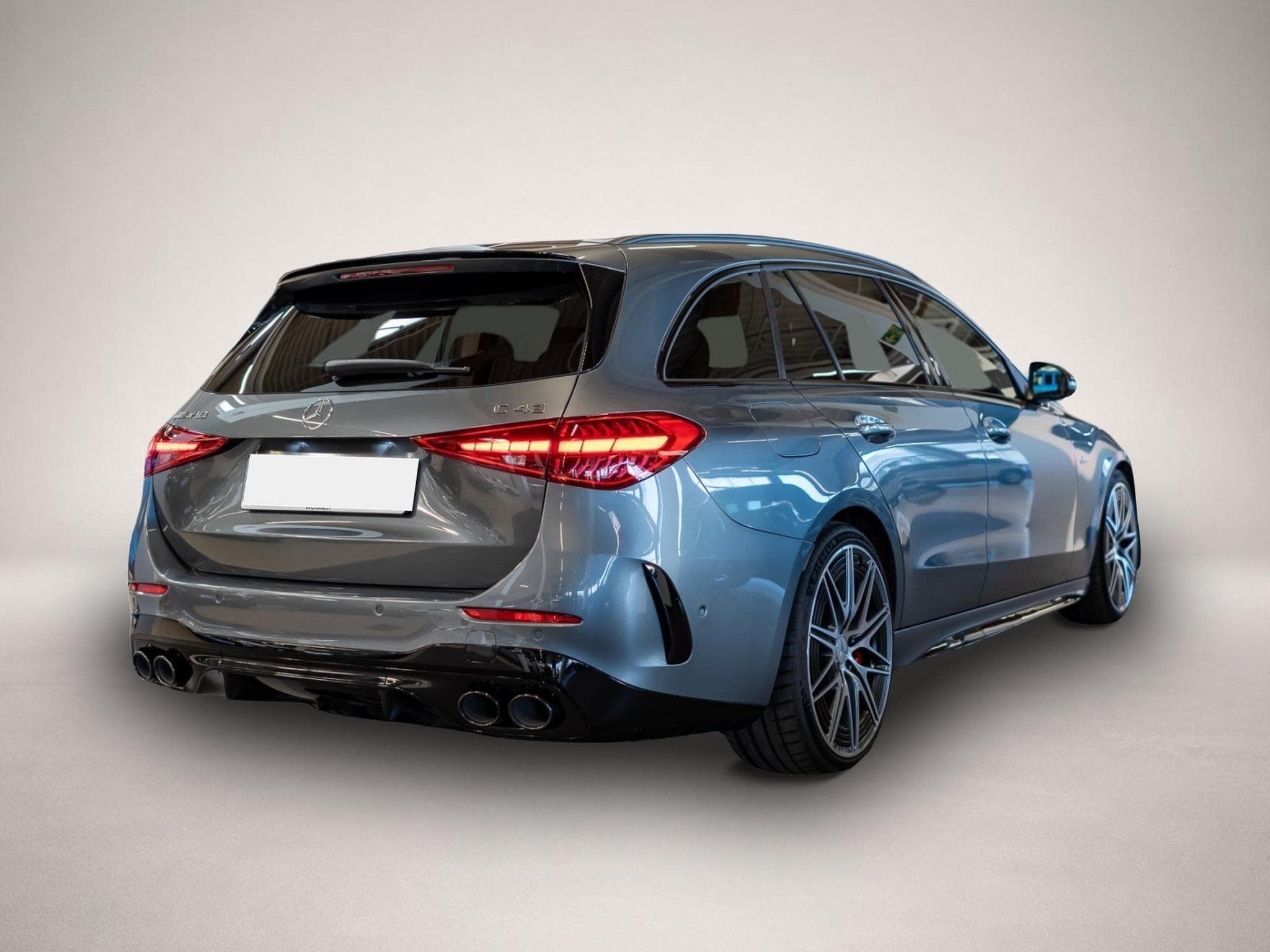 Mercedes C 63 AMG (2025) - Foto 3