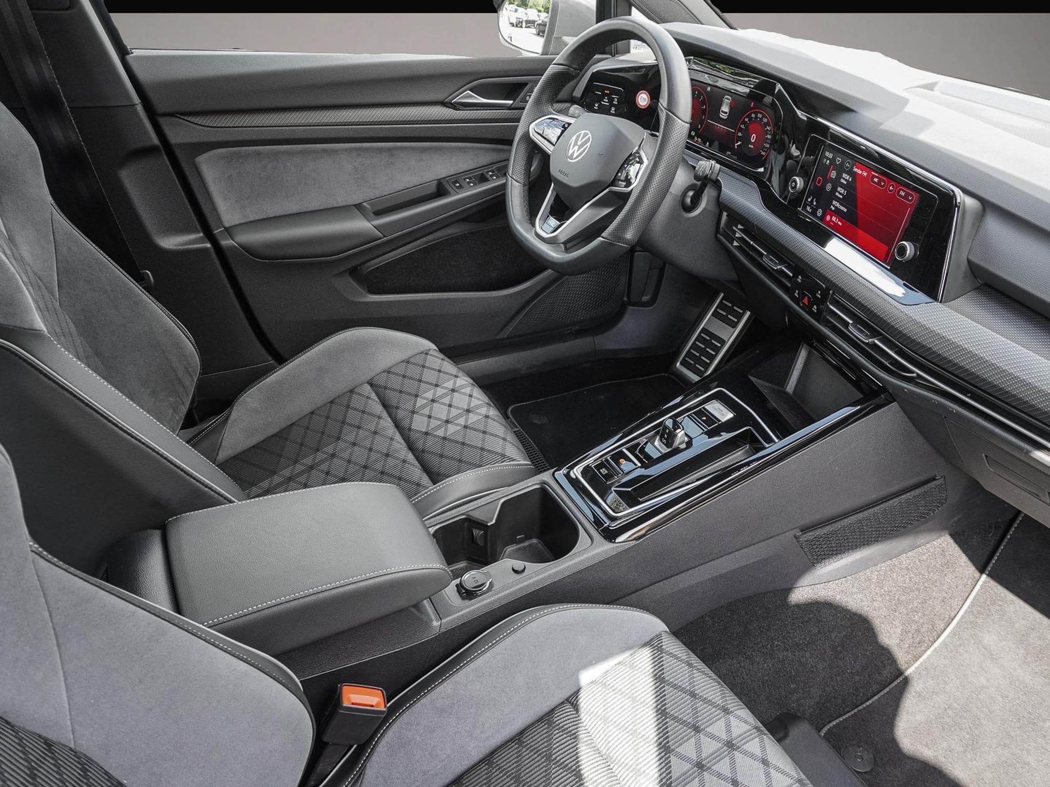 VW Golf (2024) - Foto 6