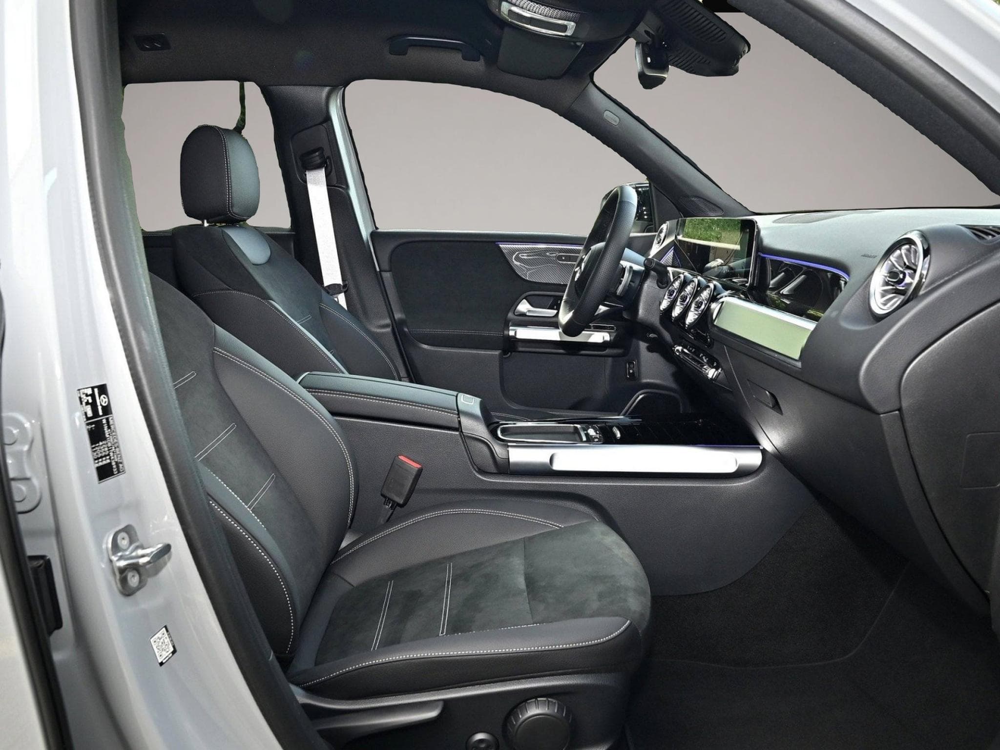 Mercedes GLA 200 (2025) - Photo 2