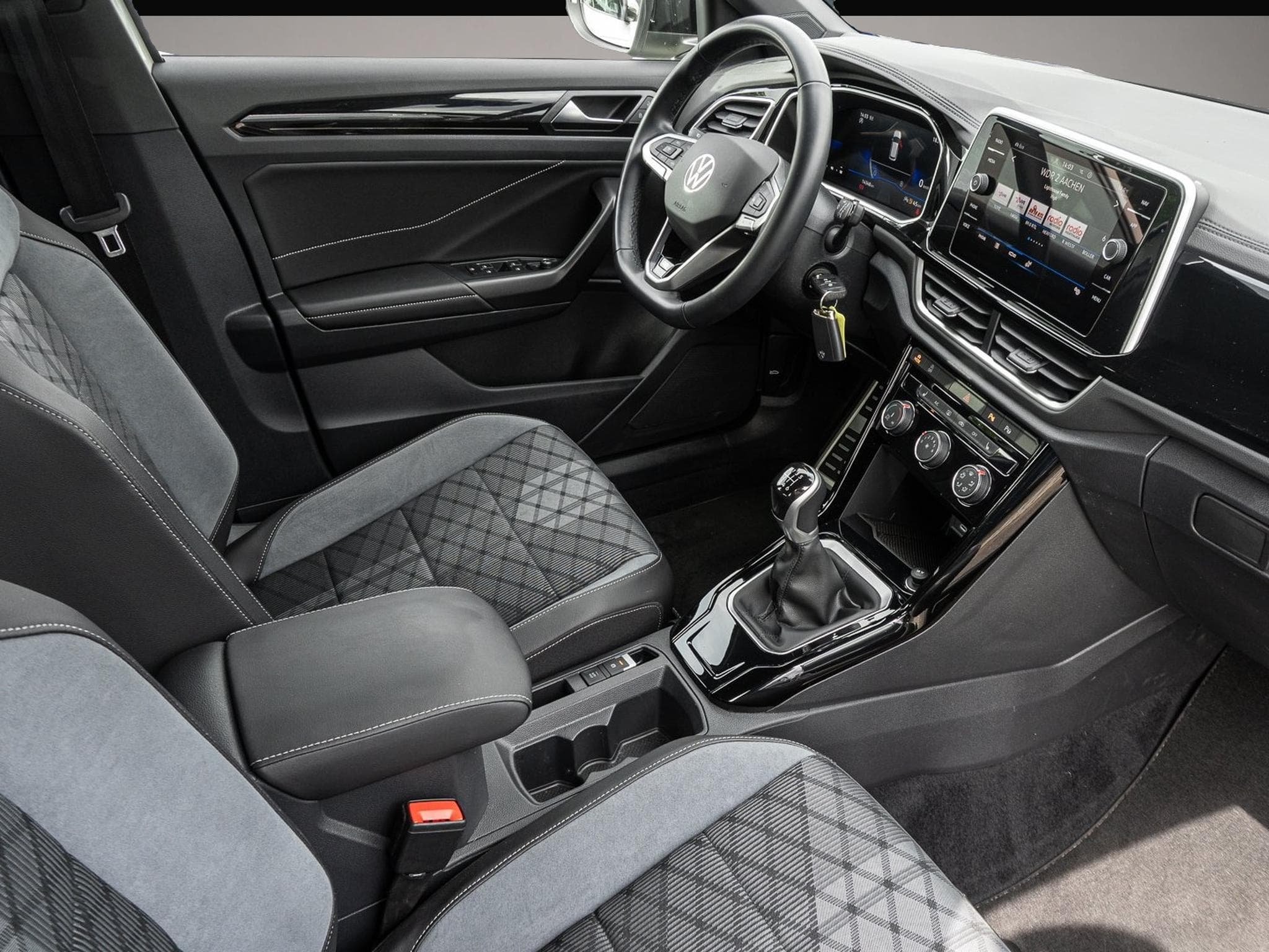 VW T-Roc (2024) - Foto 6