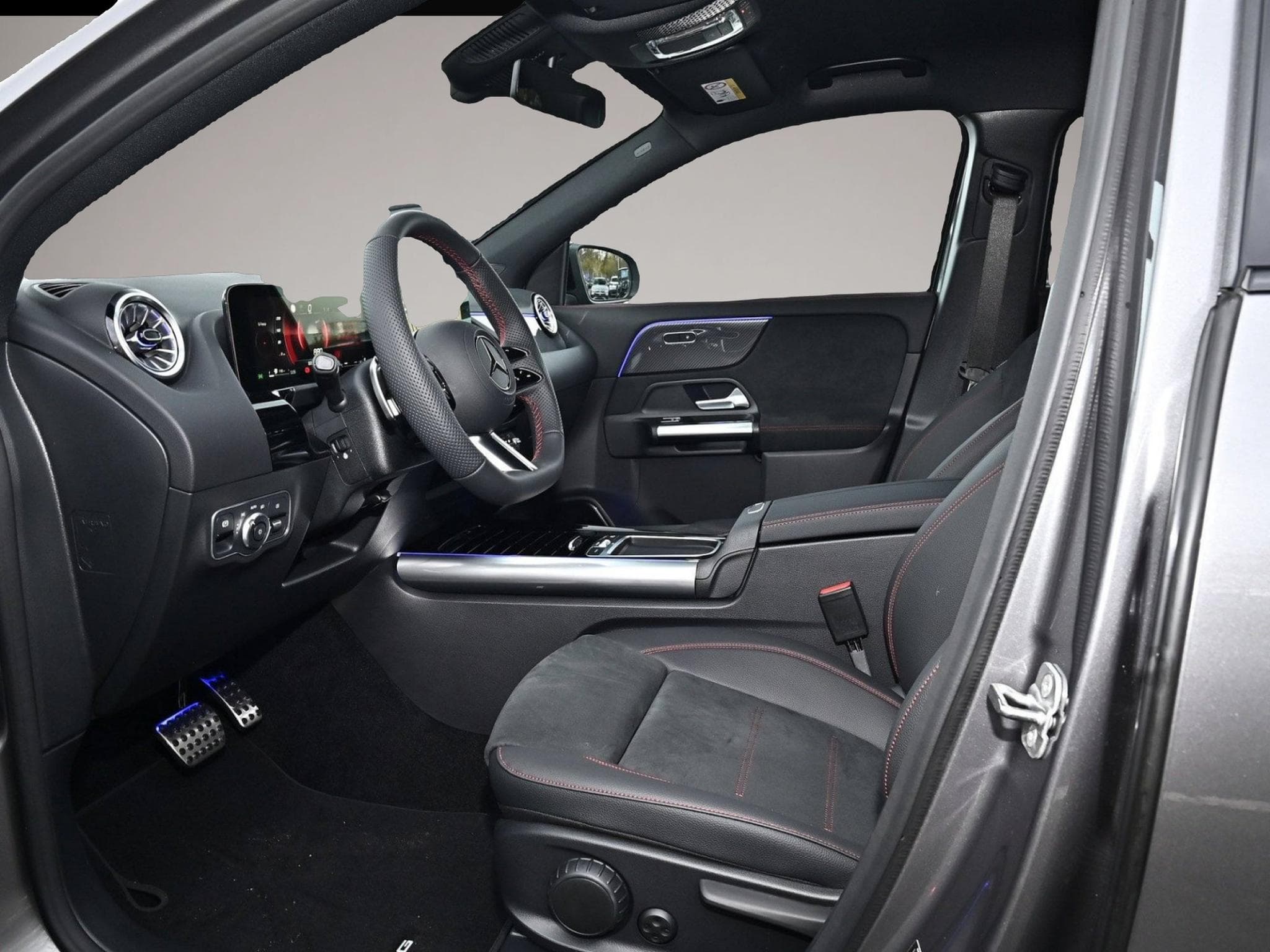 Mercedes GLA 200 (2025) - Photo 6