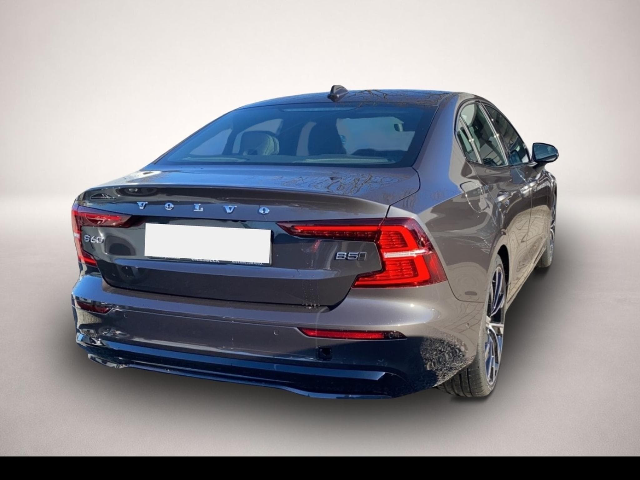 Volvo S60 (2023) - Photo 3