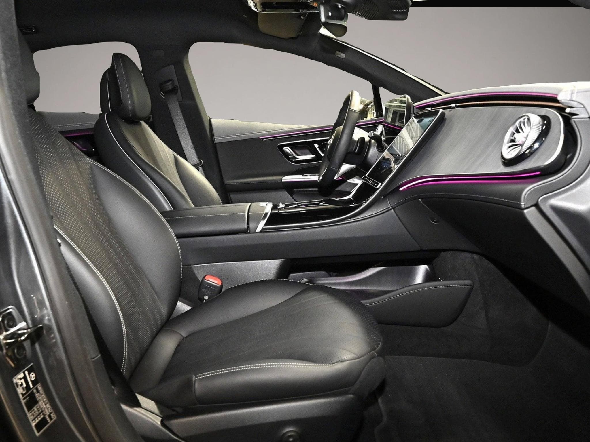 Mercedes EQ (2025) - Foto 2
