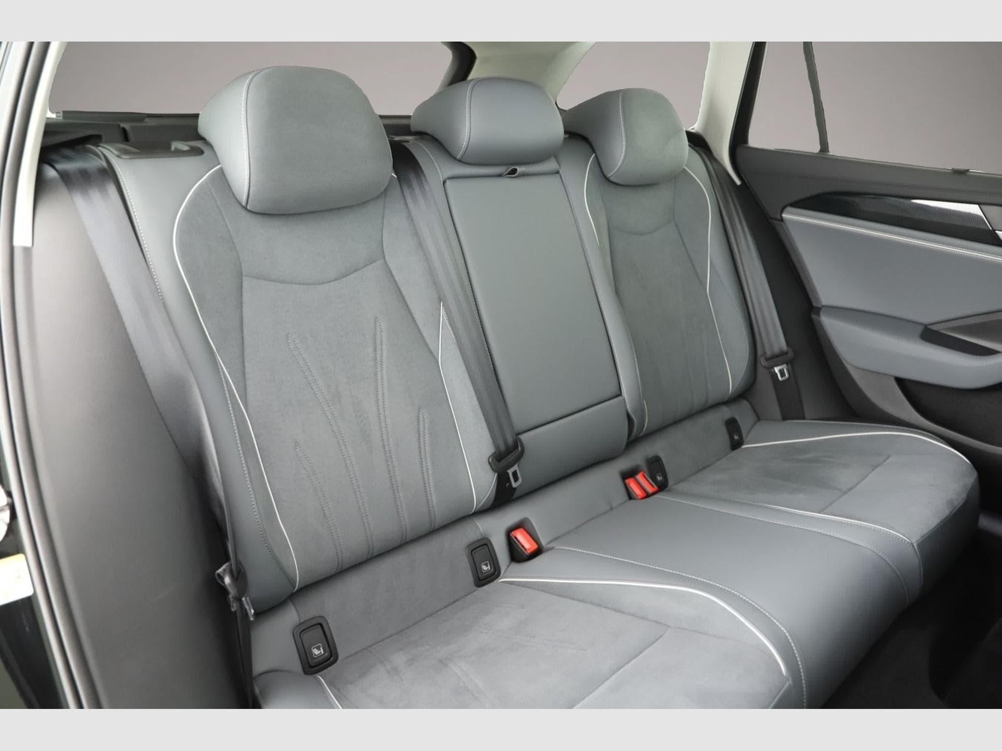 VW Passat (2025) - Foto 5