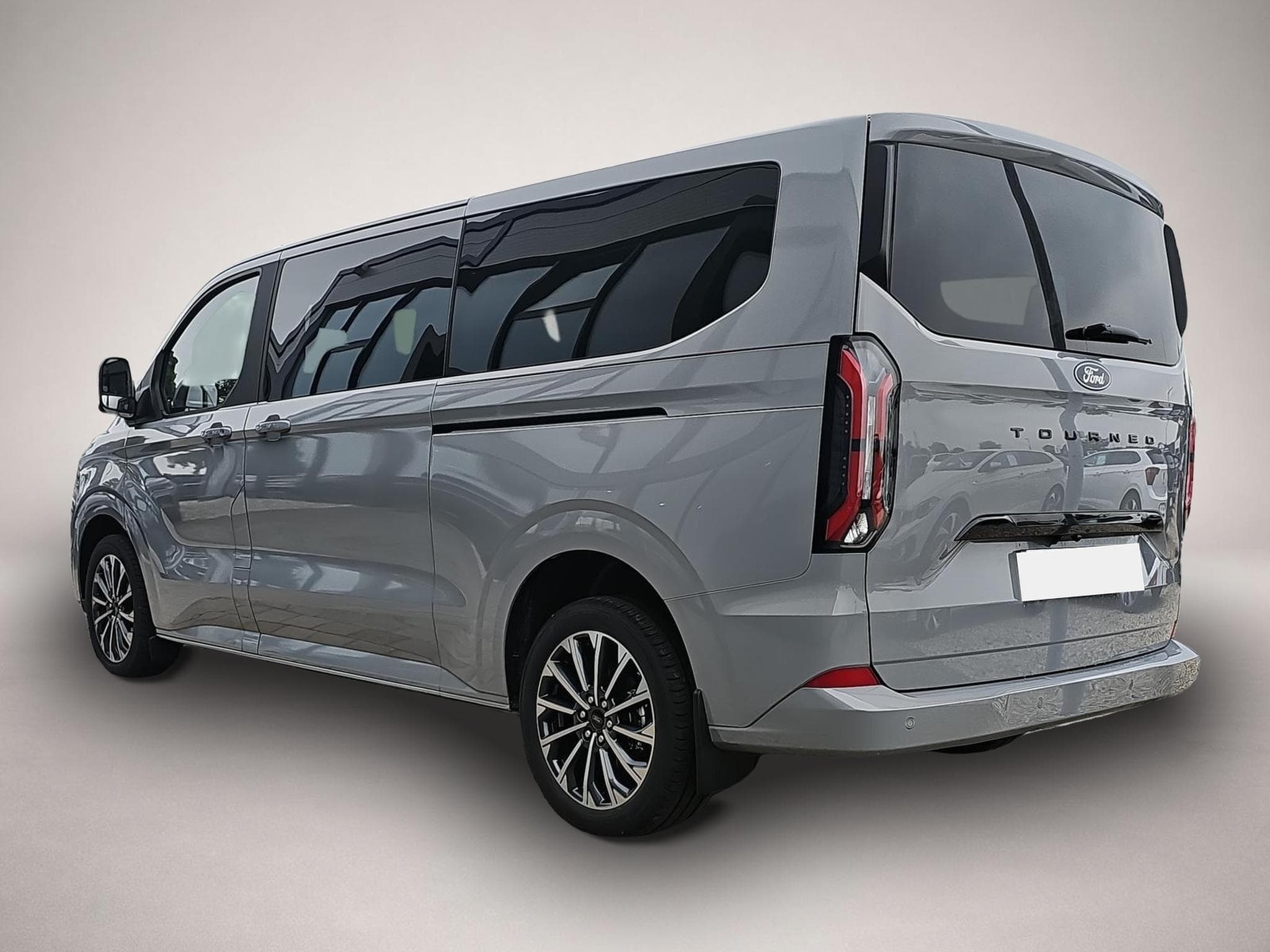 Ford Tourneo (2025) - Foto 5