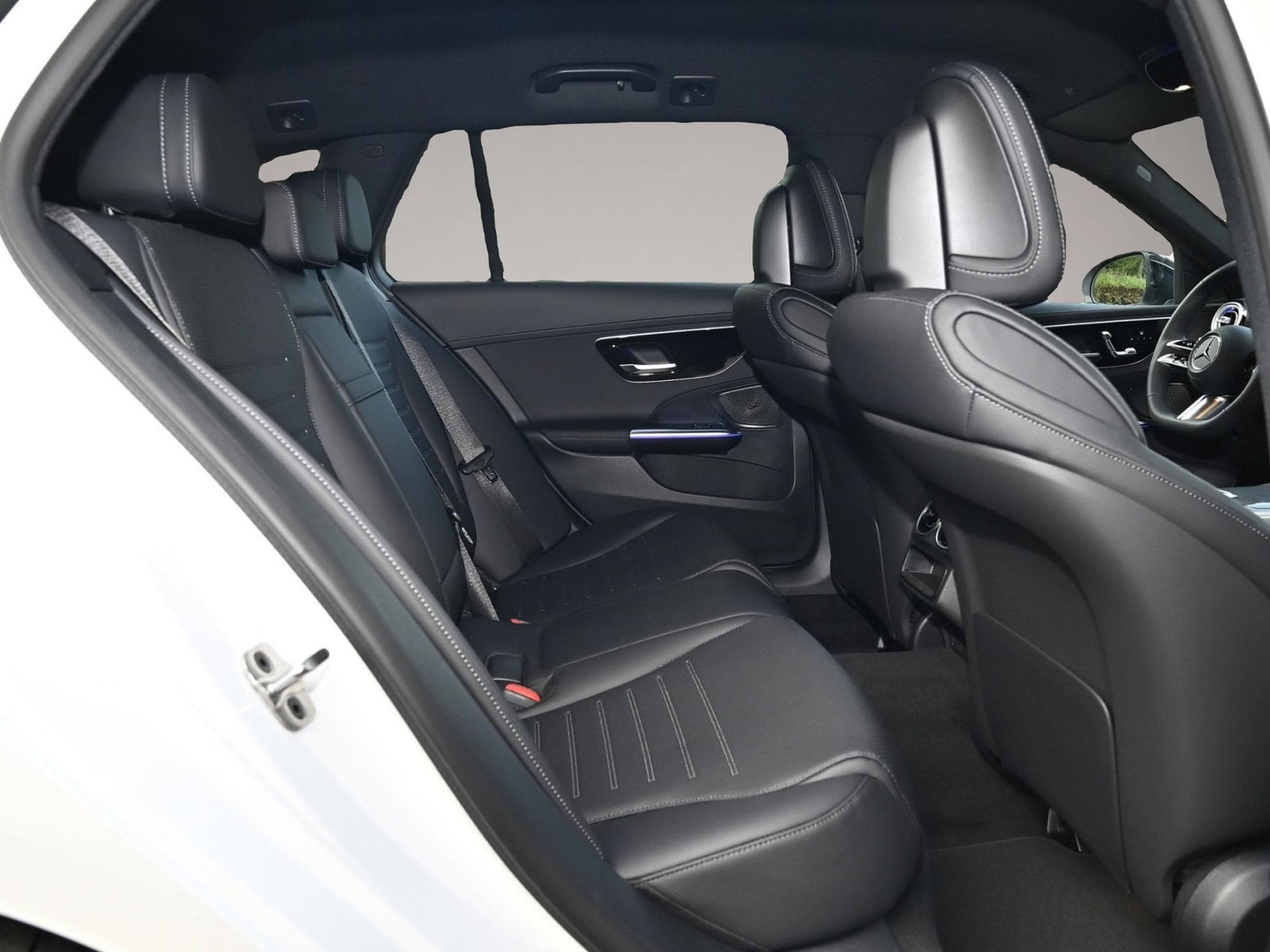 Mercedes C 200 (2025) - Foto 4