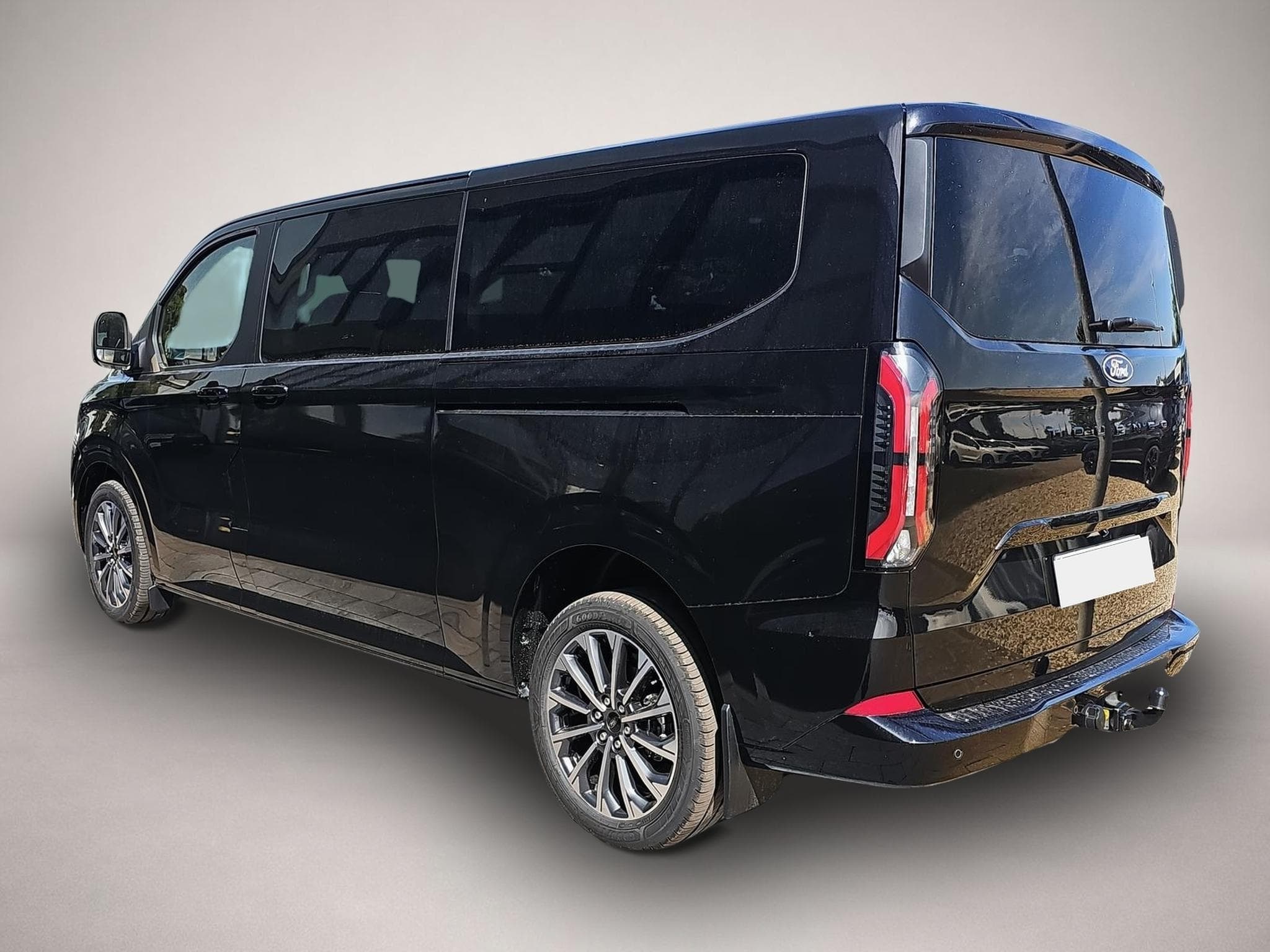 Ford Tourneo (2025) - Foto 5