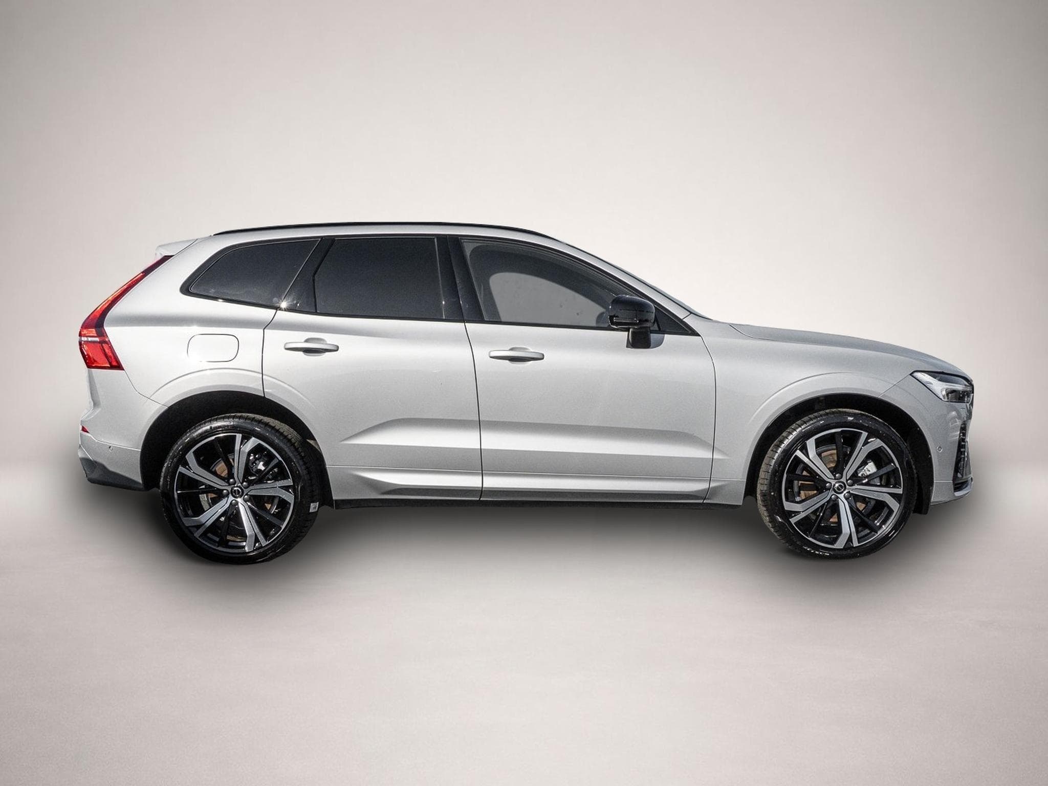 Volvo XC60 (2025) - Photo 4