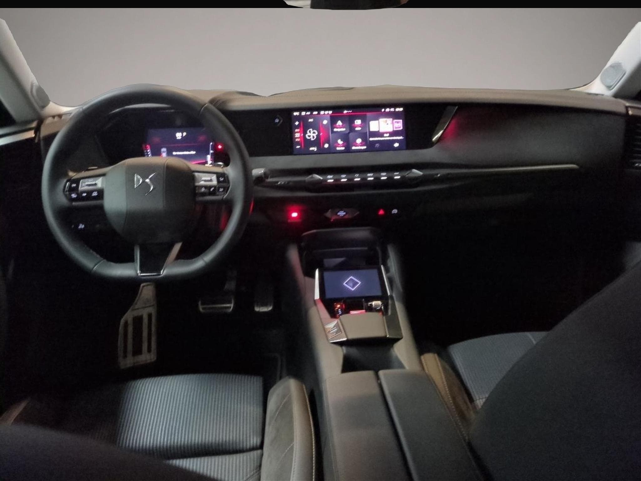 DS Automobiles DS4 (2024) - Foto 5