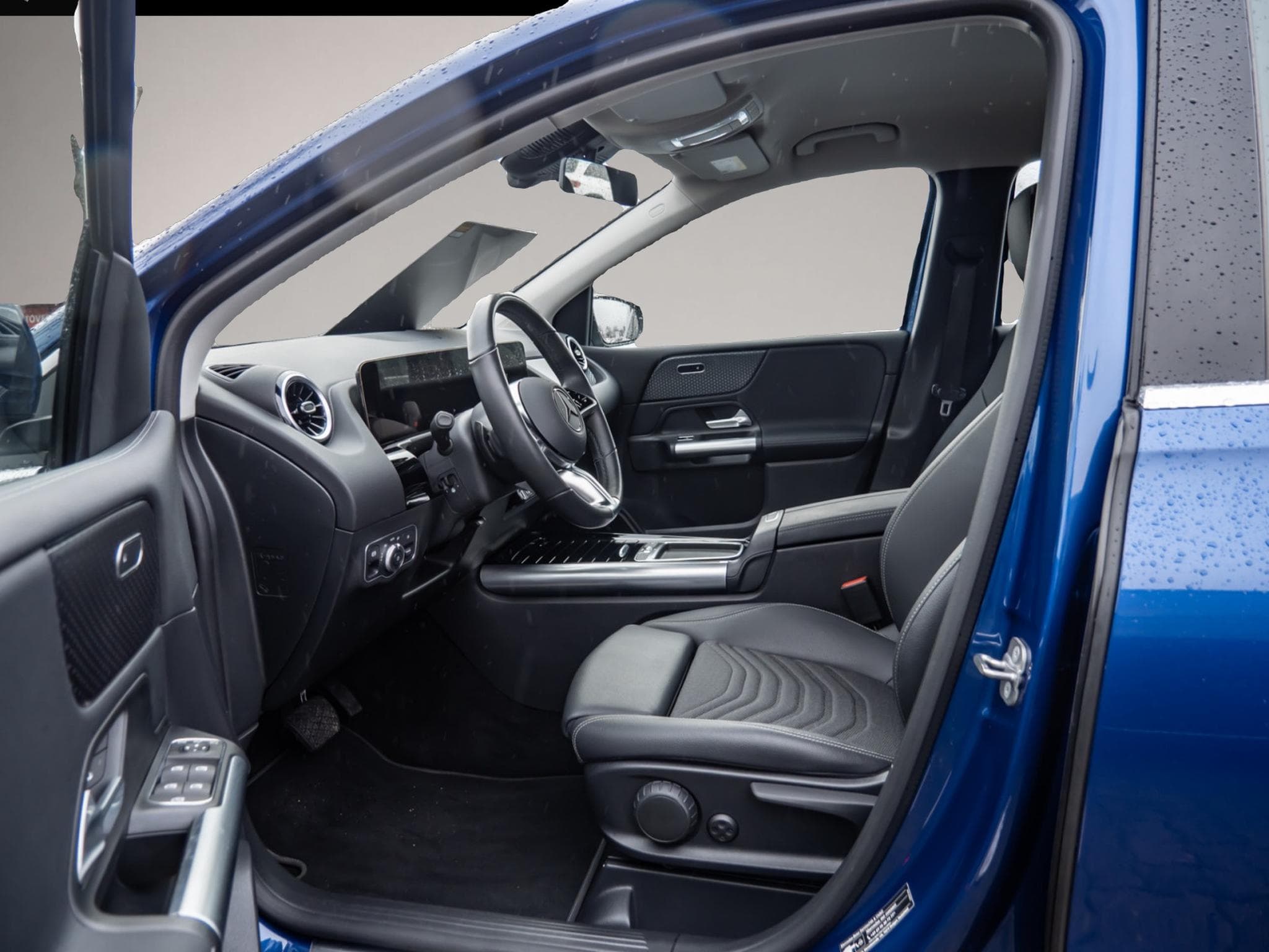 Mercedes 250 (2025) - Foto 6