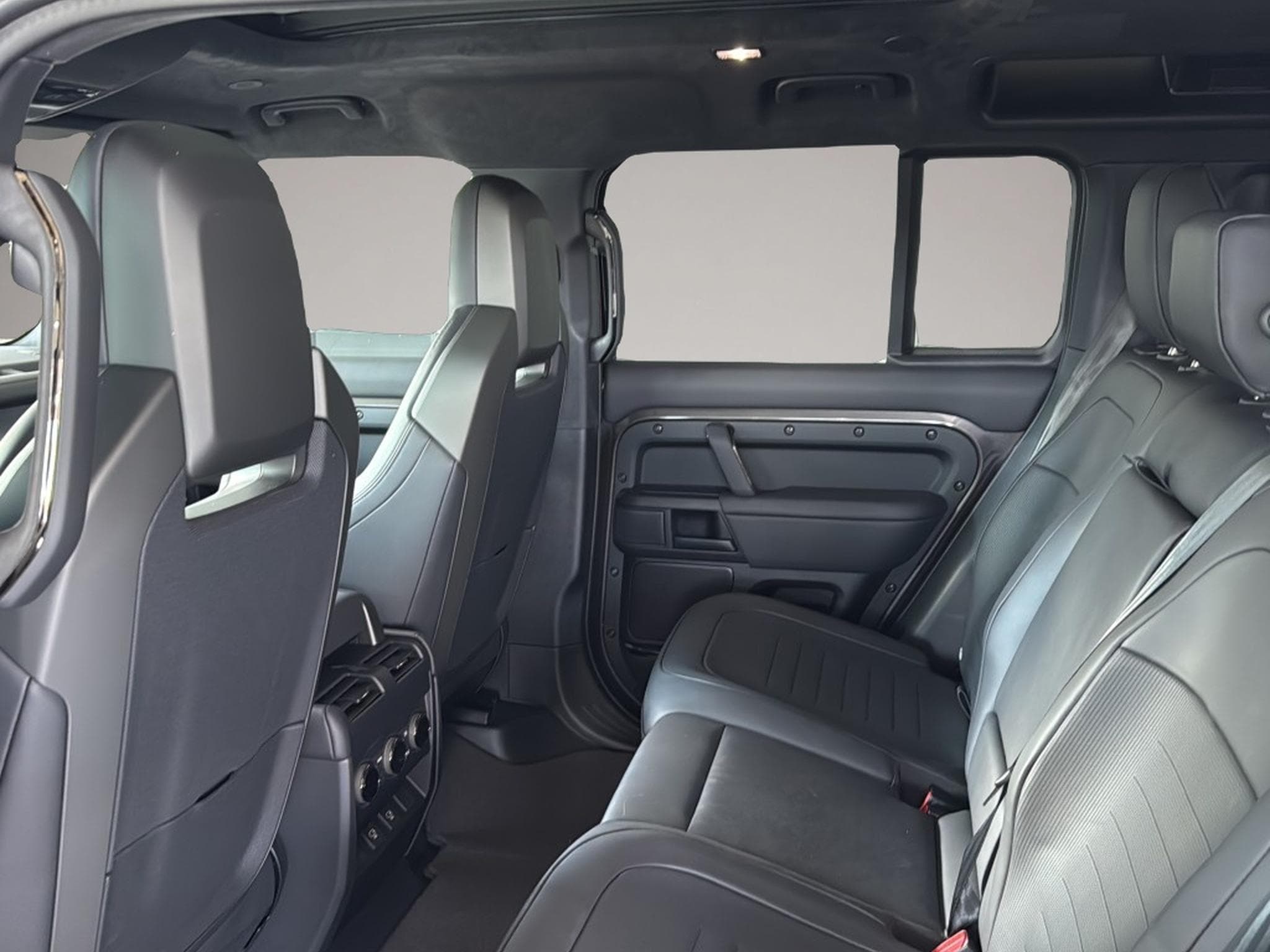 Land-Rover Defender (2026) - Foto 5