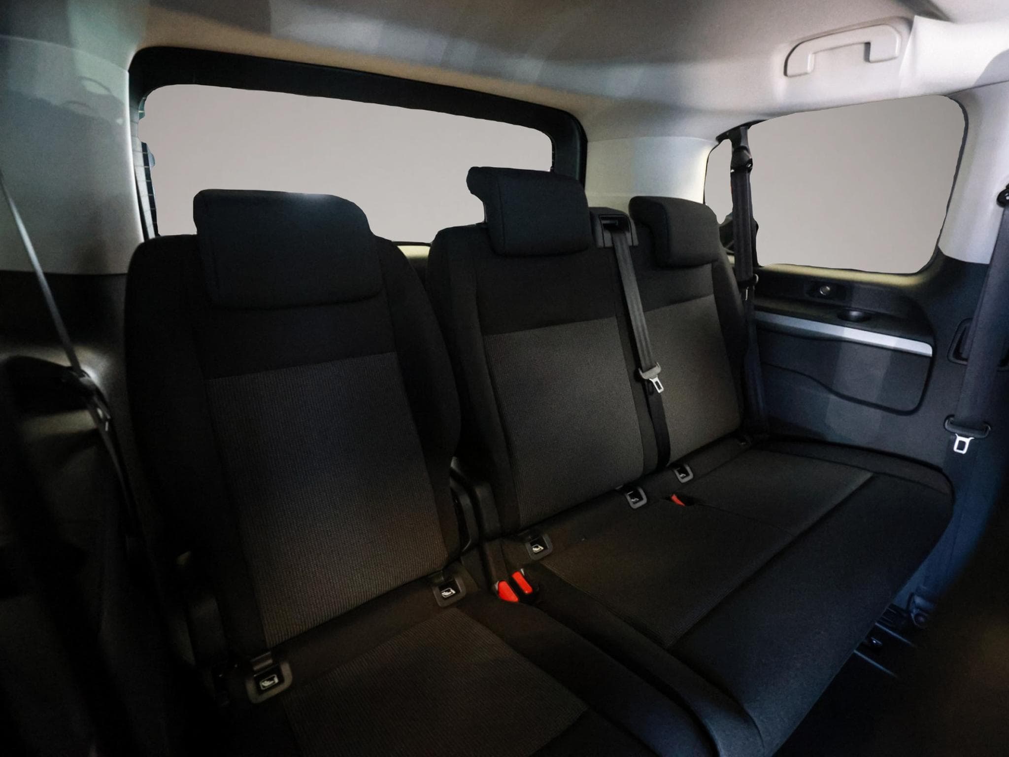 Peugeot Traveller (2026) - Foto 5