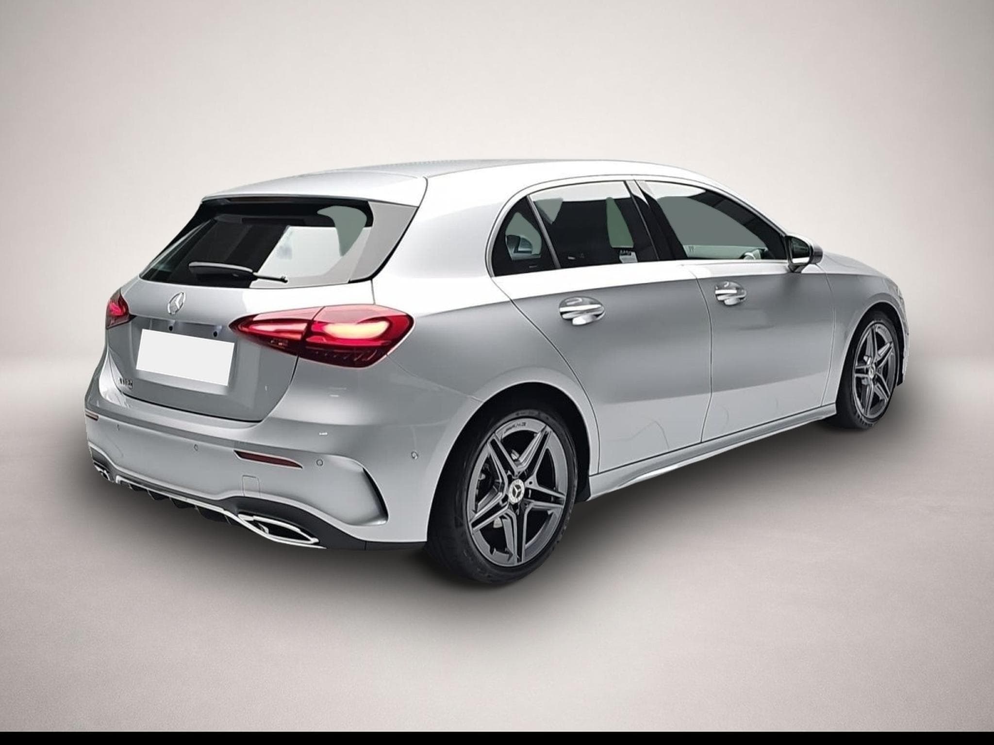 Mercedes 180 (2025) - Foto 2