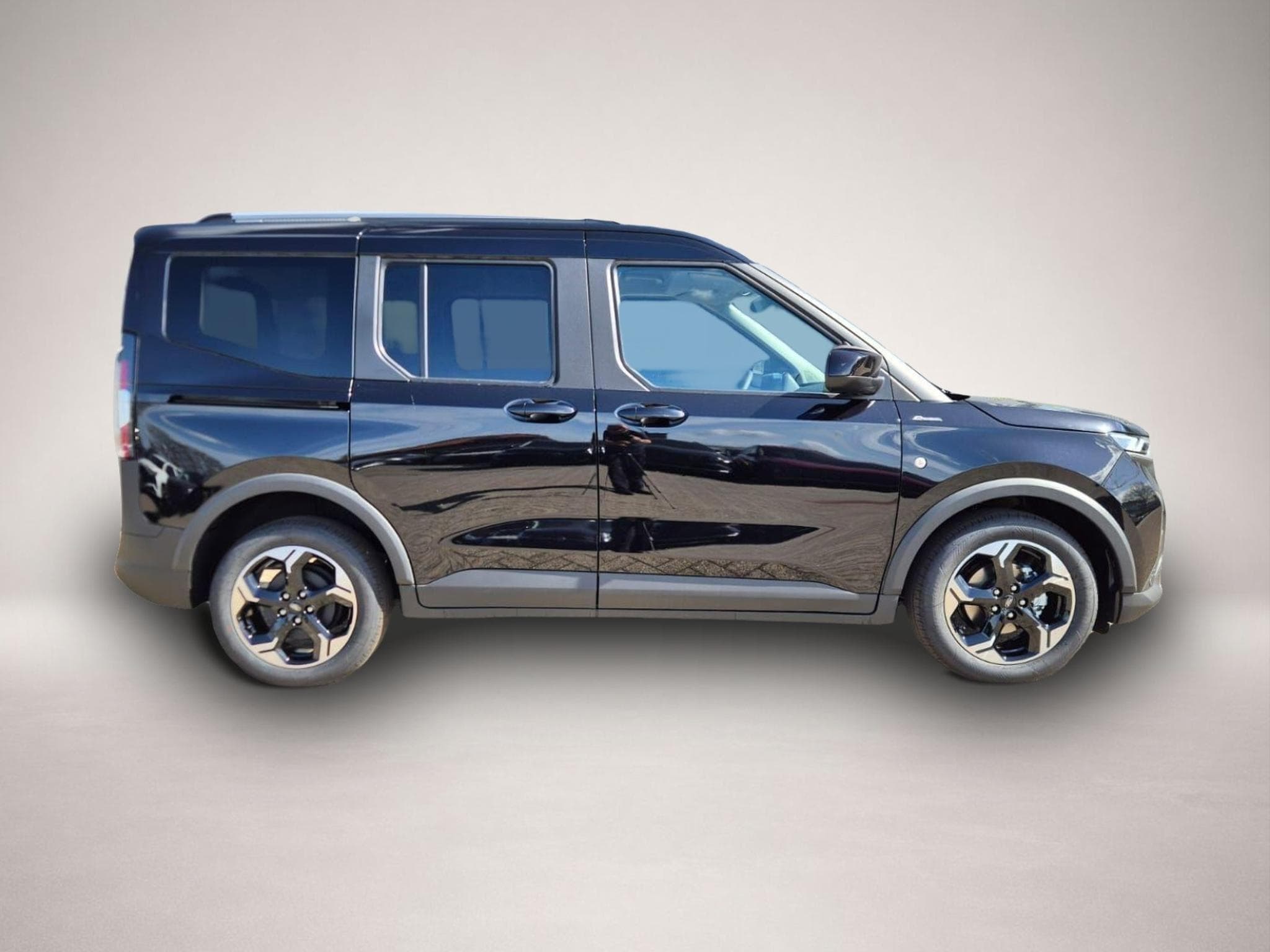 Ford Tourneo (2026) - Foto 5