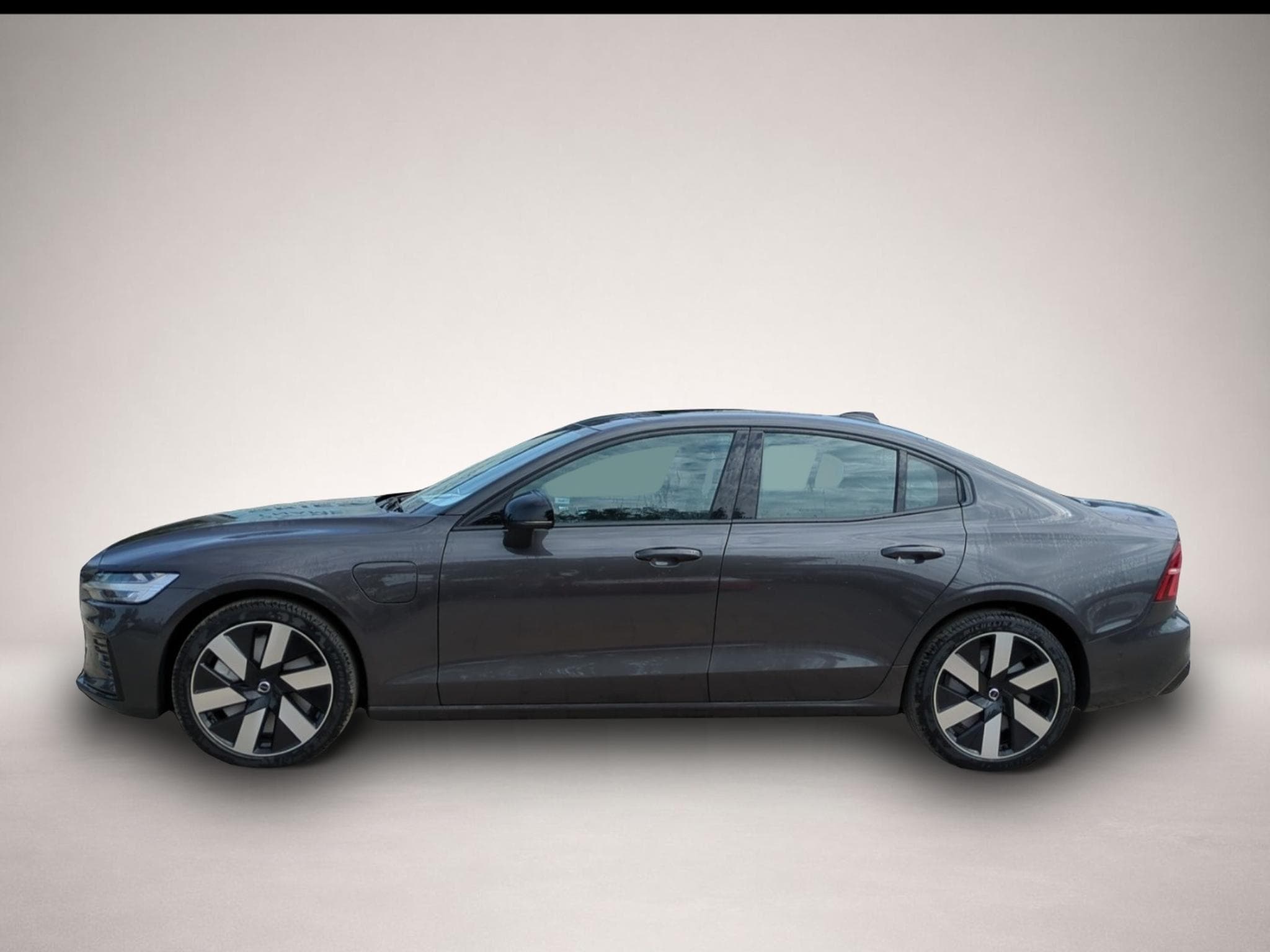 Volvo S60 (2024) - Photo 2